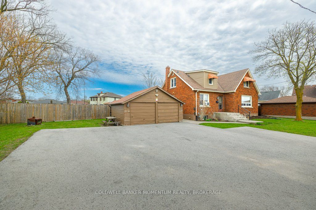 5110 Stanley Avenue Property Photo 3