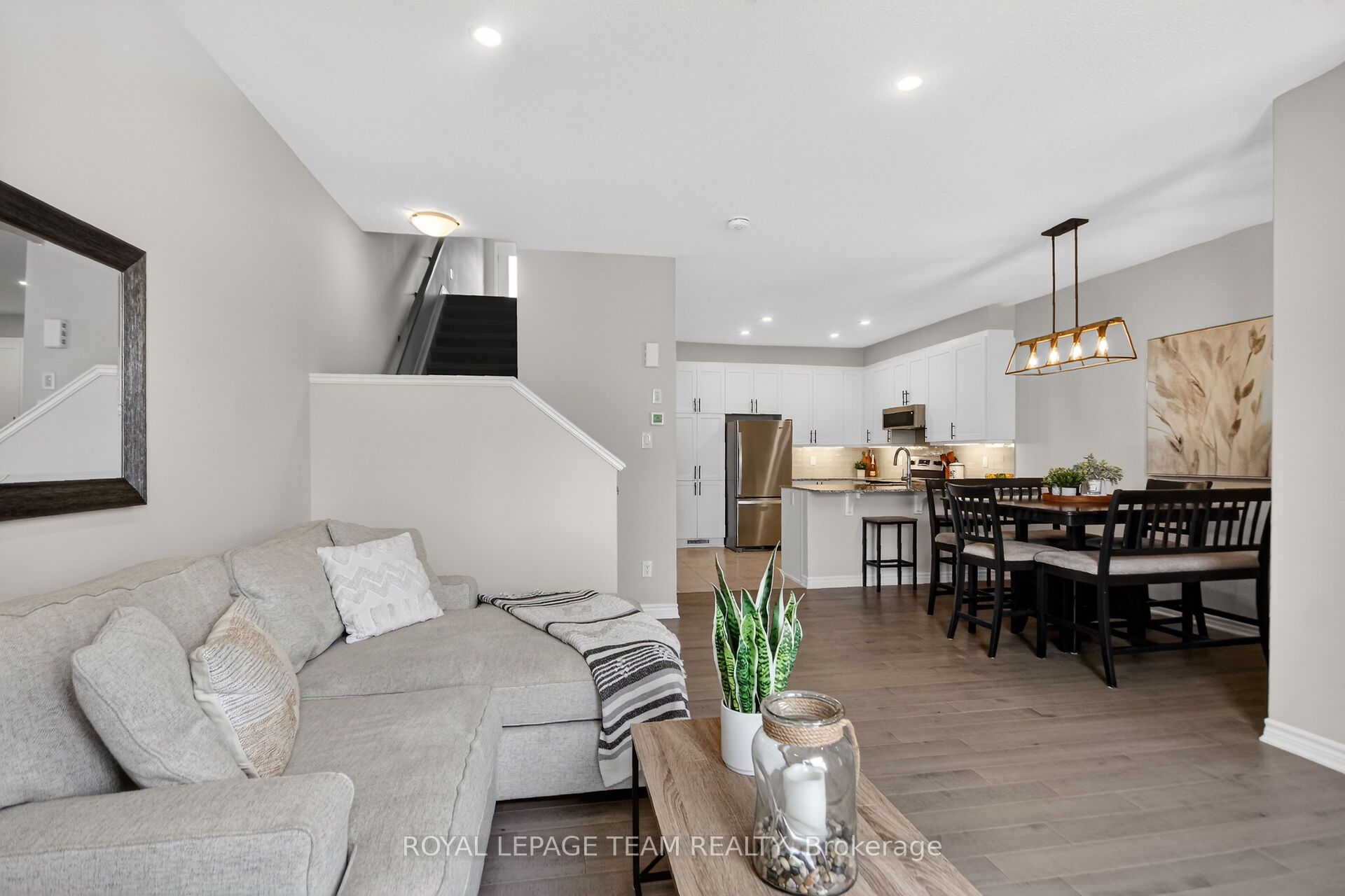 802 Bascule Place Property Photo 7