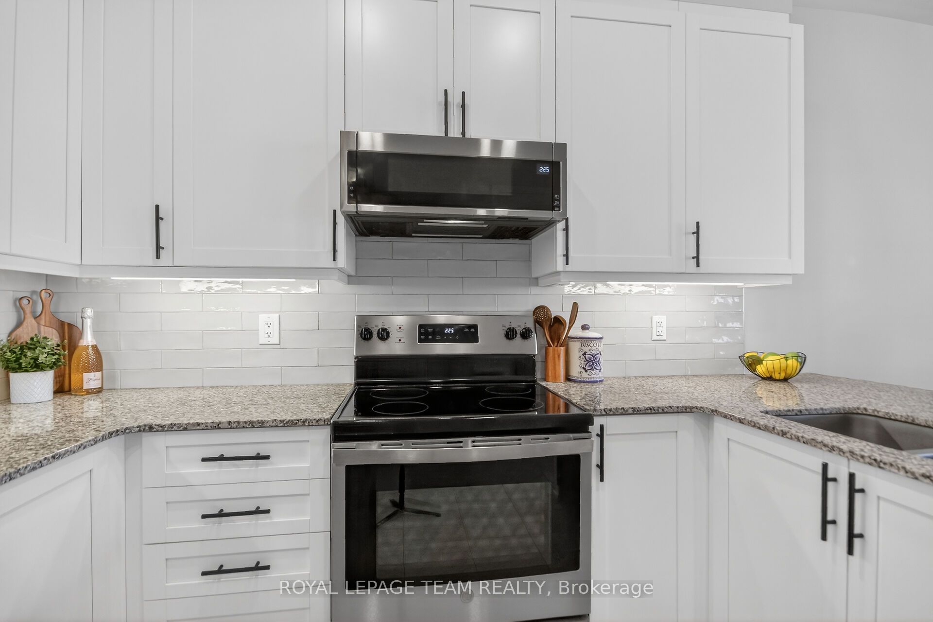 802 Bascule Place Property Photo 14
