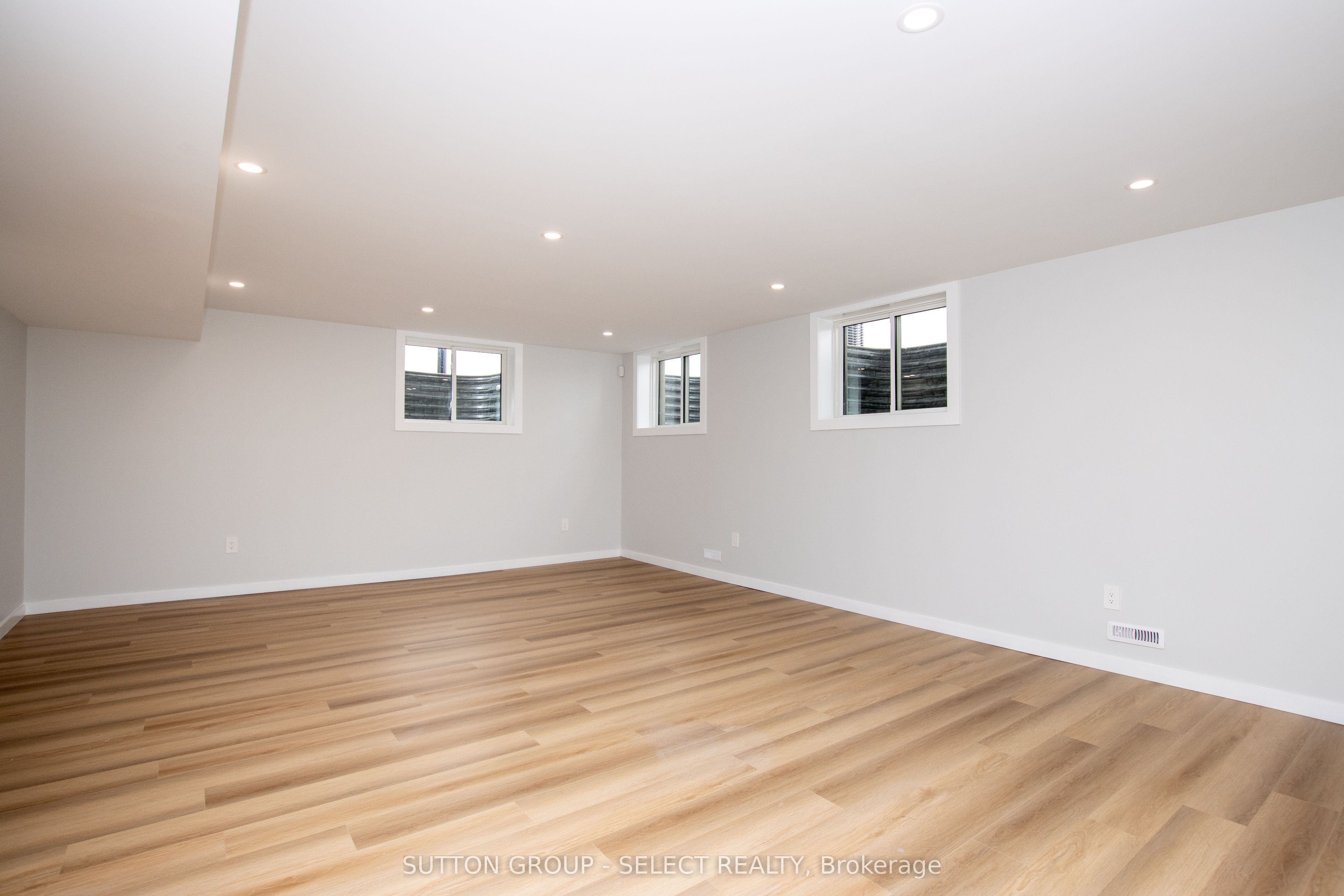 88 Optimist Drive Property Photo 34
