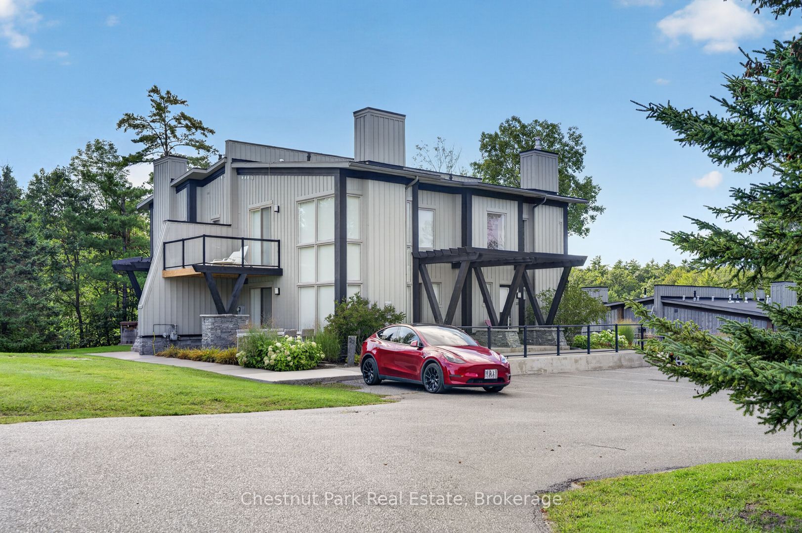 20 Carrick Trail