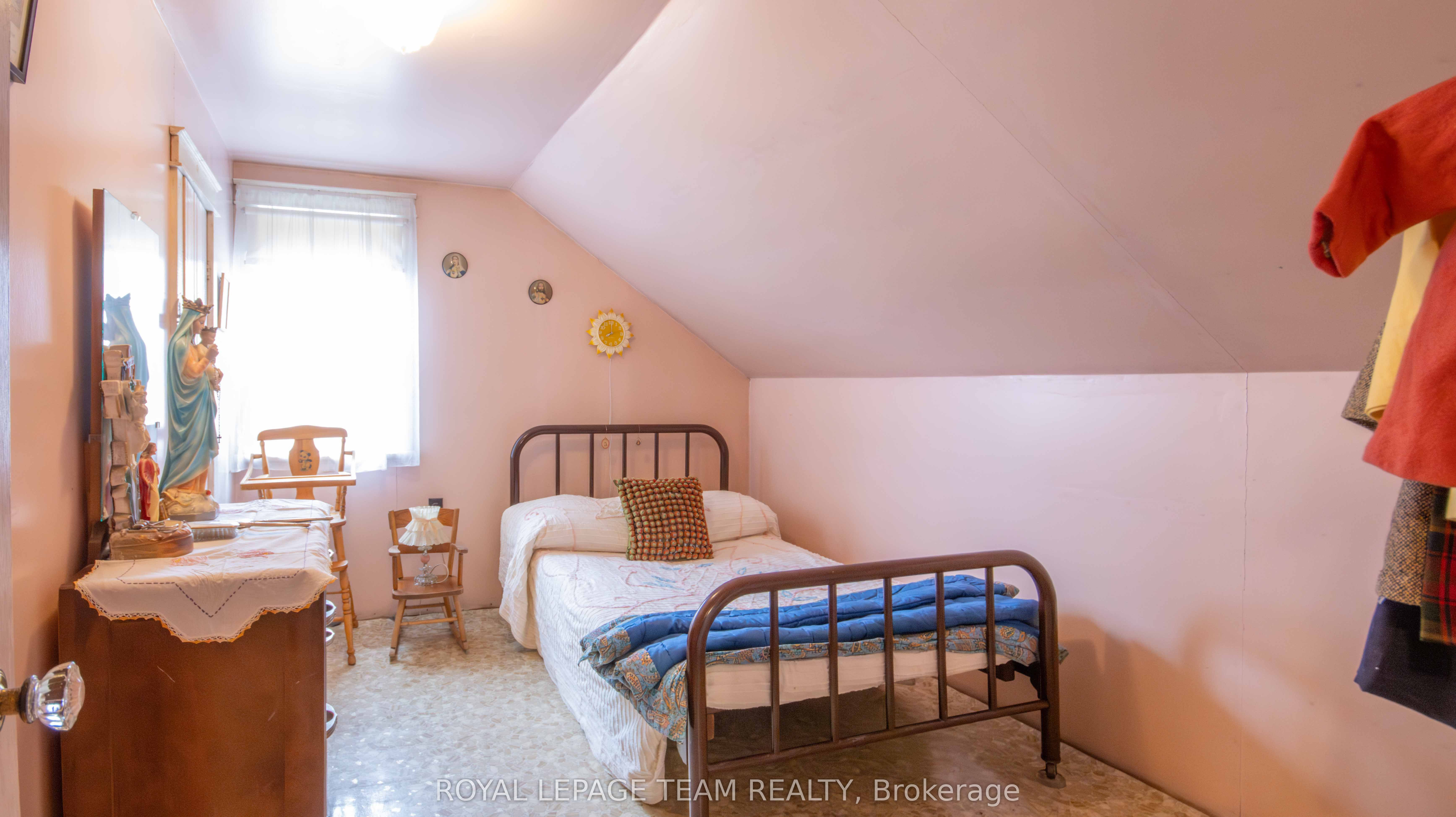963 Wilno South Road S Property Photo 27