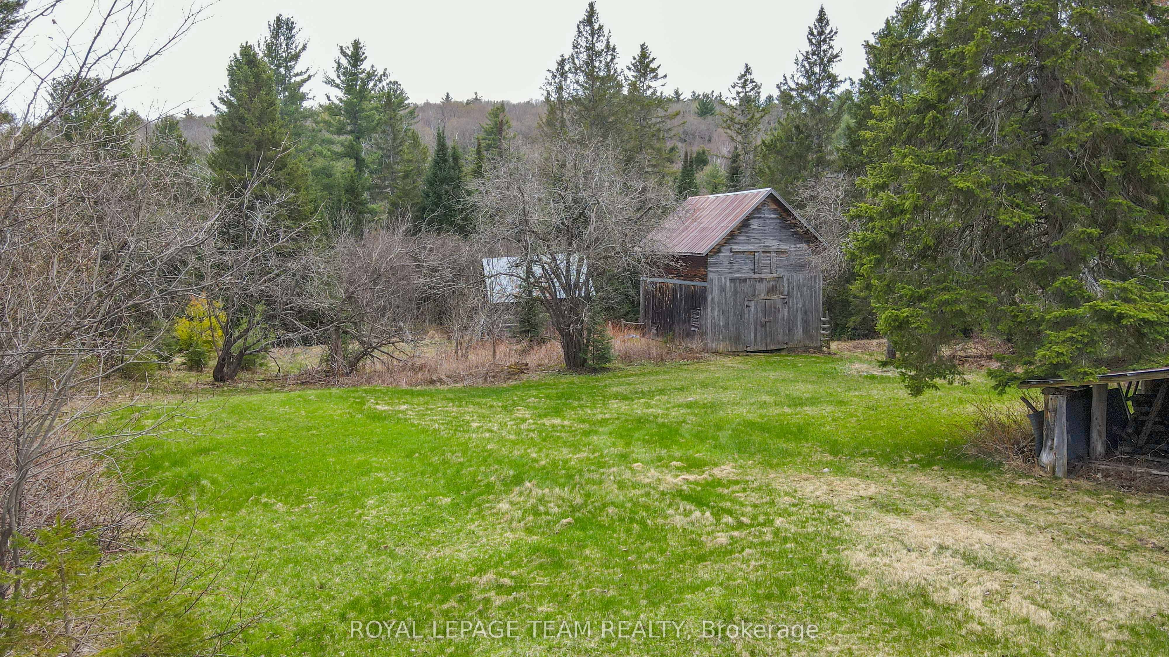 963 Wilno South Road S Property Photo 30