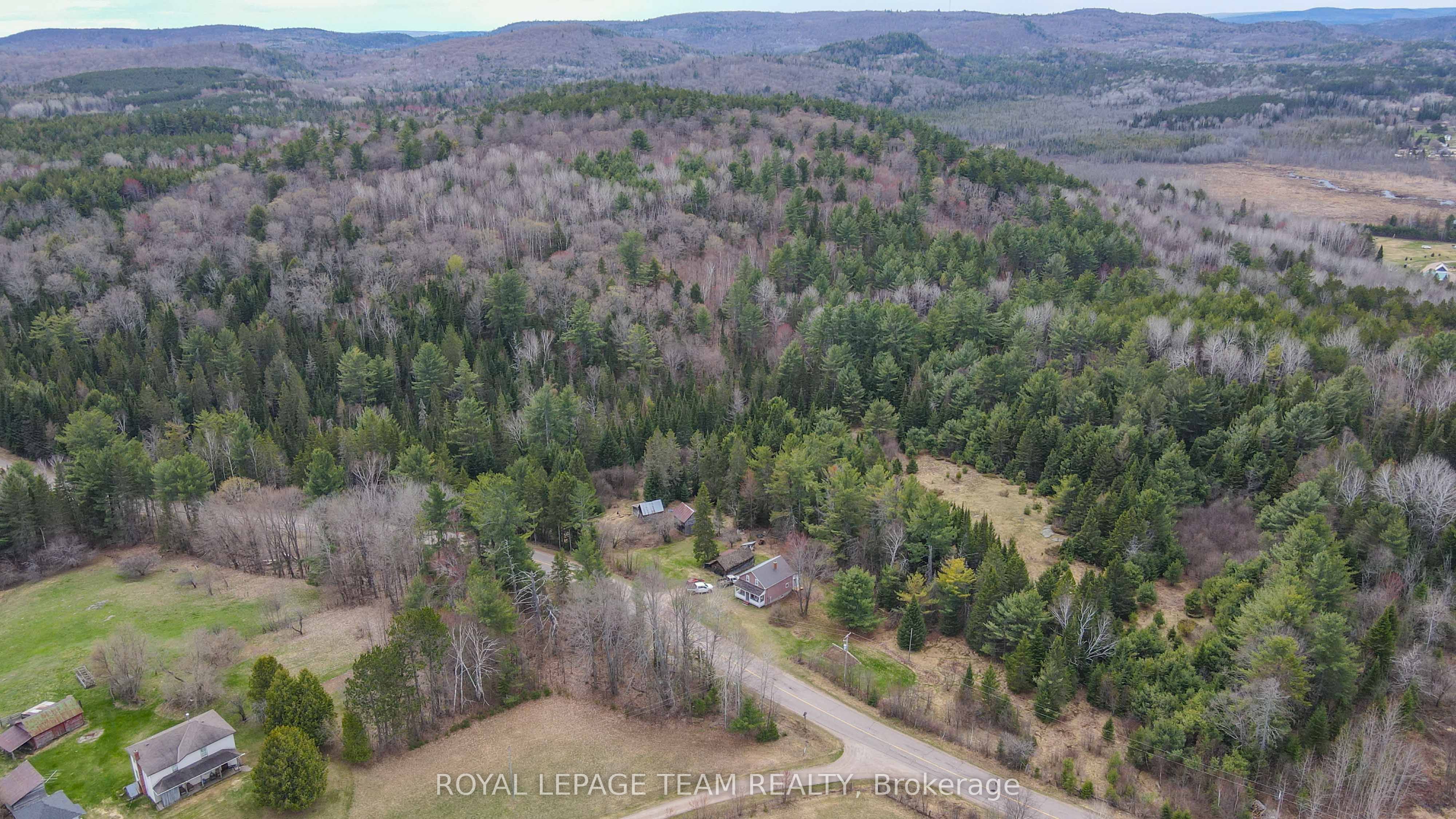 963 Wilno South Road S Property Photo 33