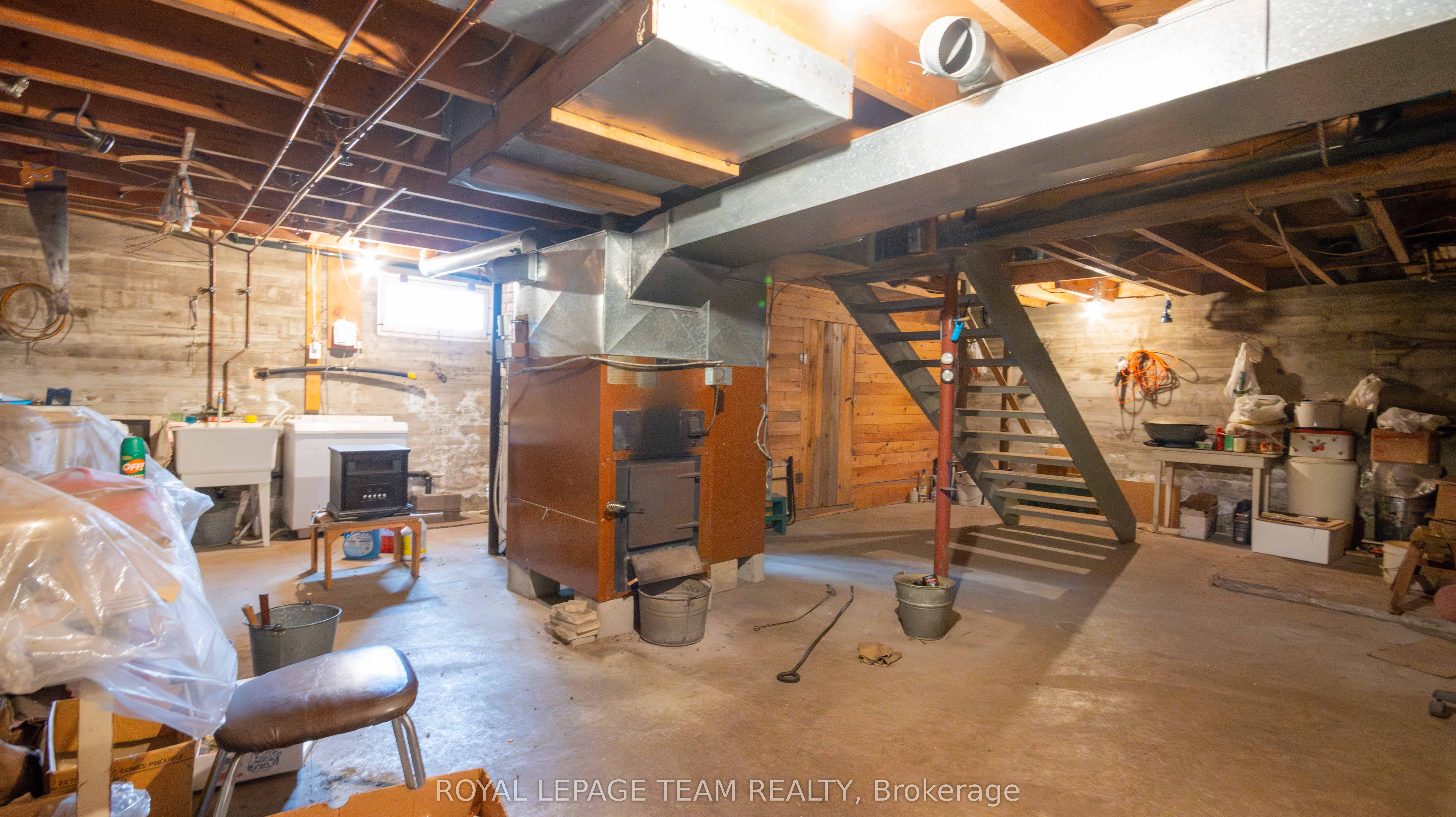 963 Wilno South Road S Property Photo 39