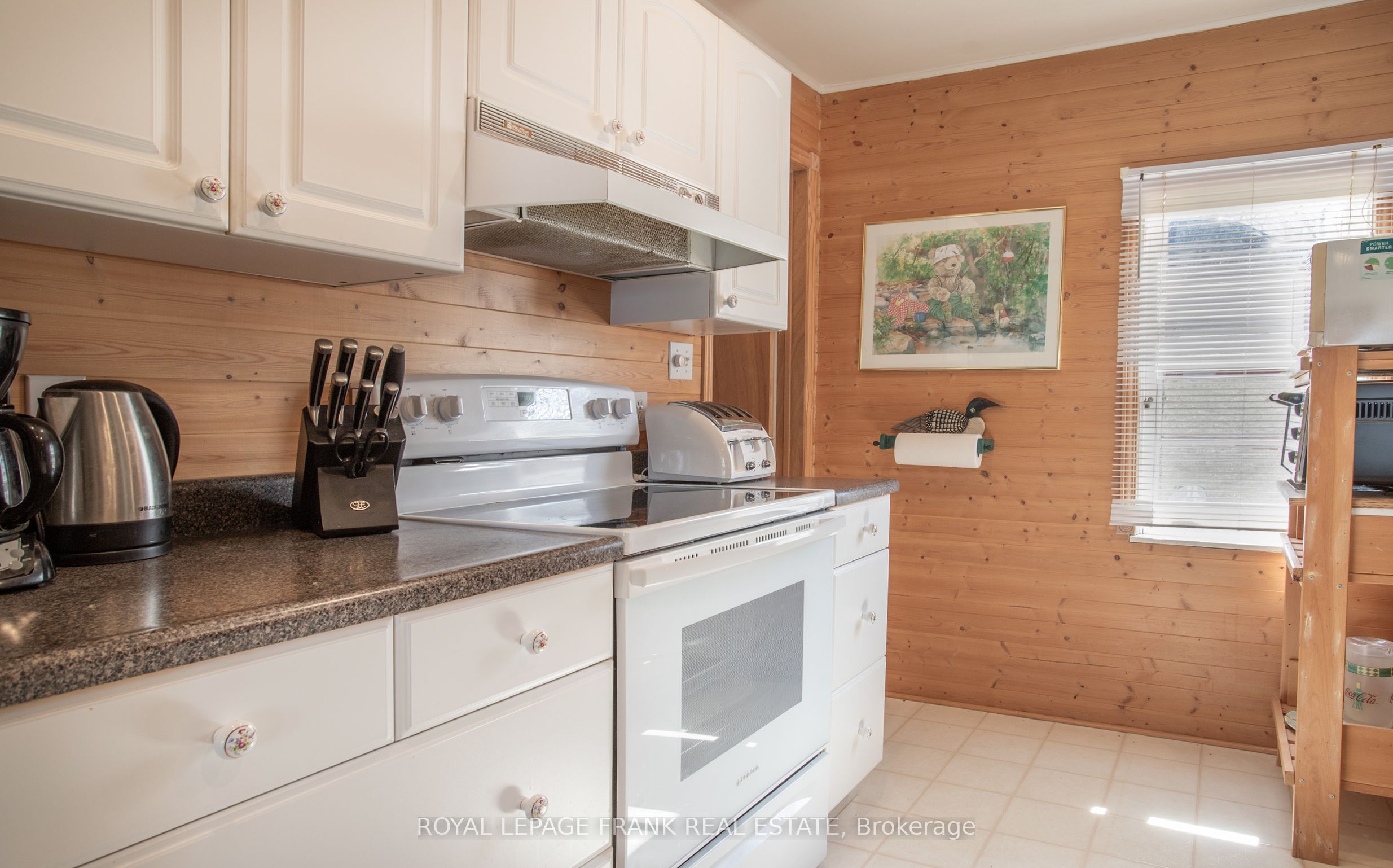 32 Parker Drive Property Photo 8