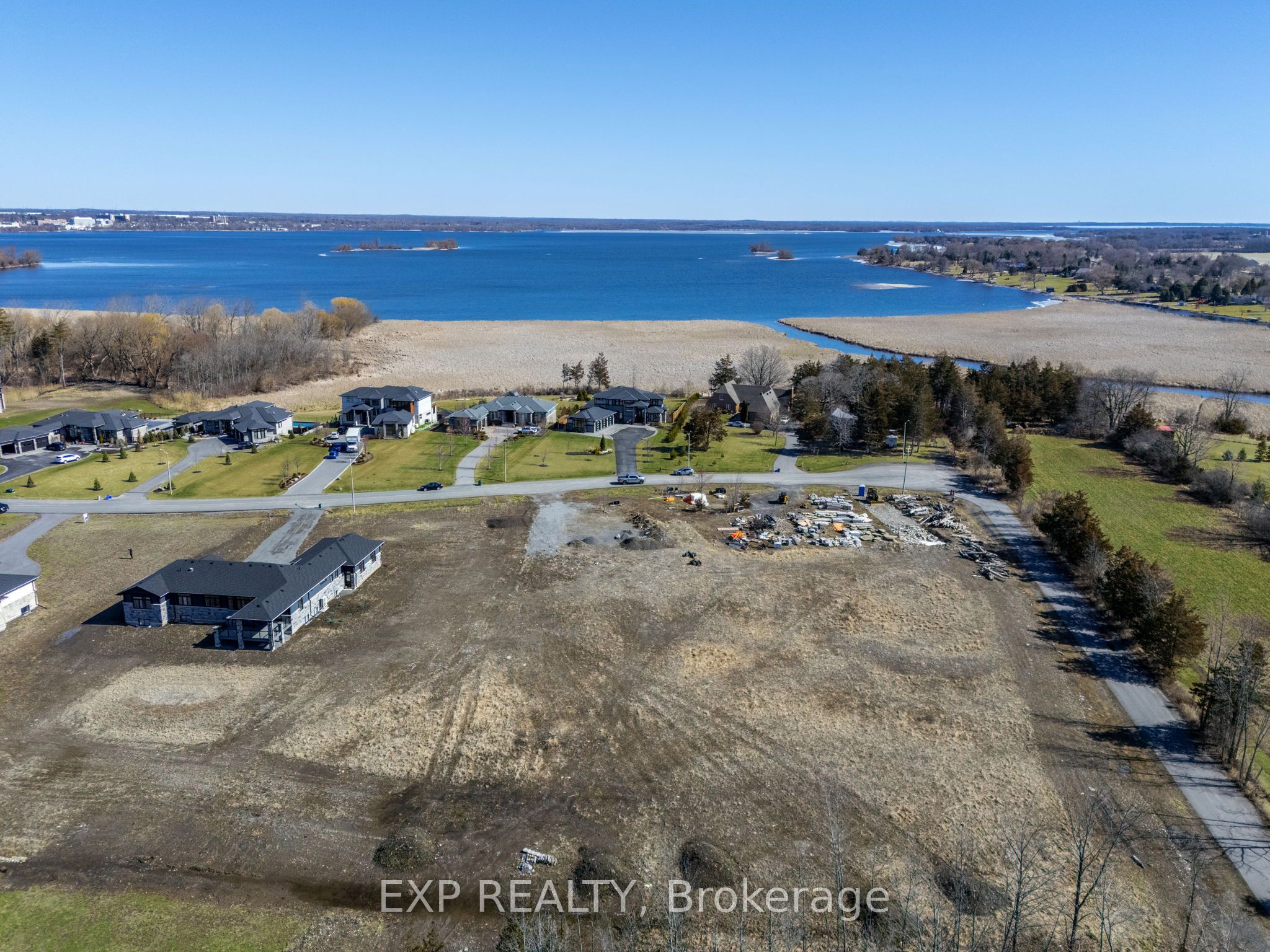 92 Navigation Drive Property Photo 4