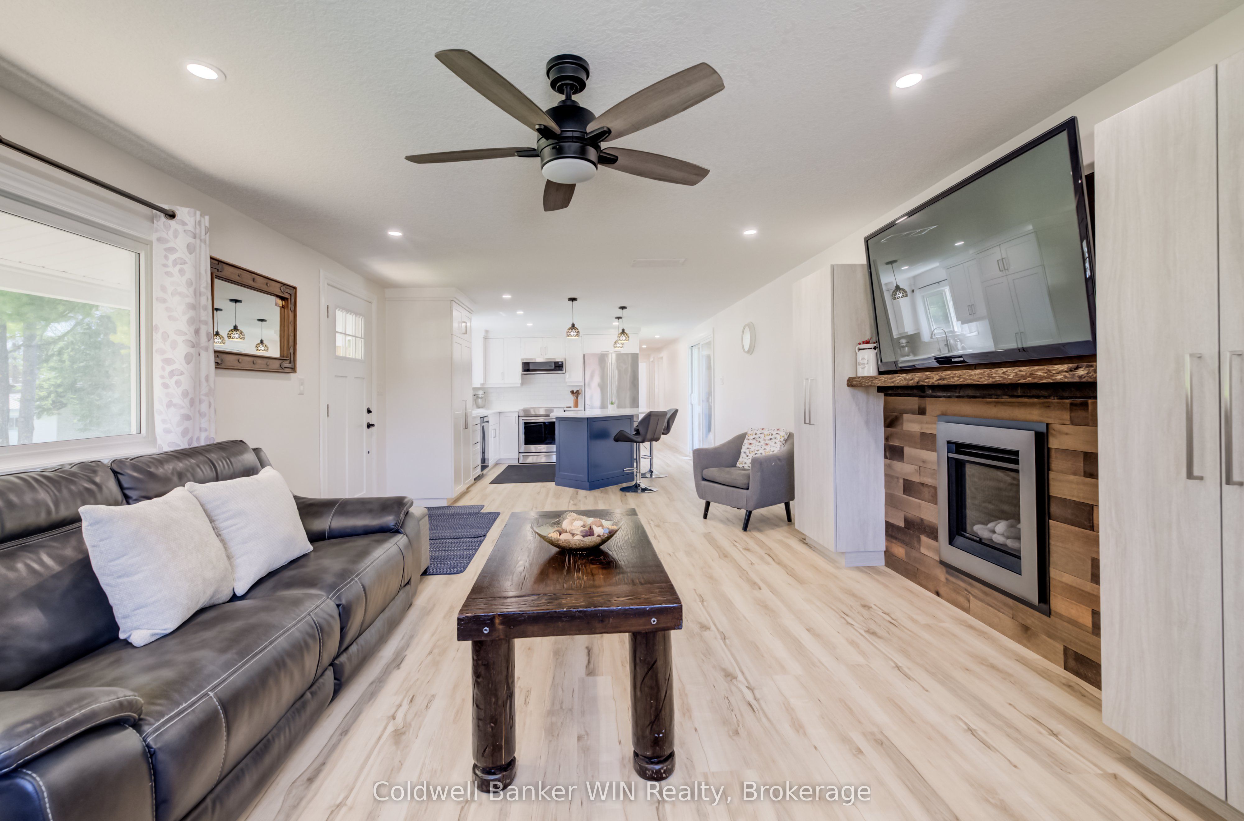 58 2nd Avenue Property Photo 11
