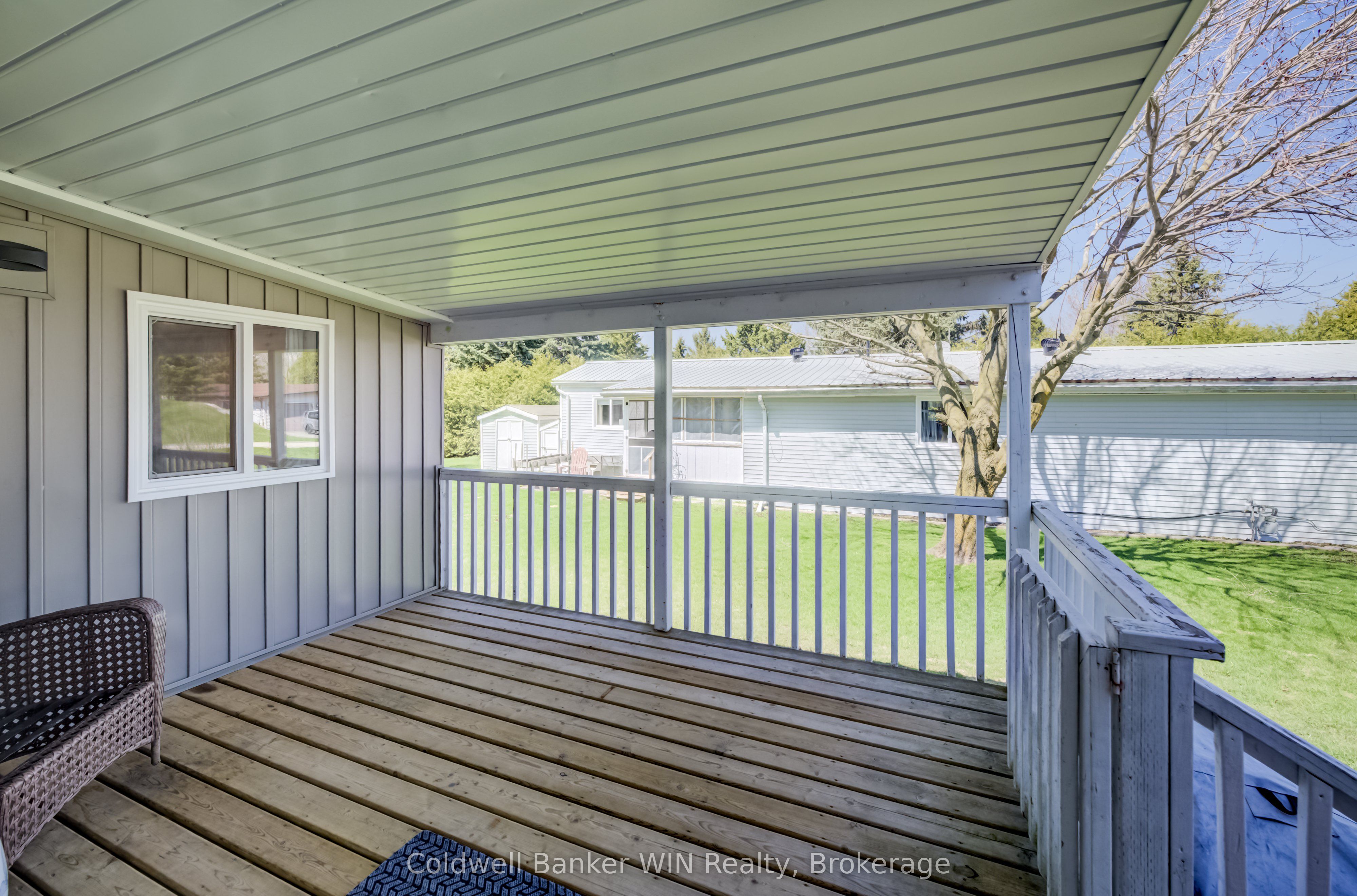 58 2nd Avenue Property Photo 22