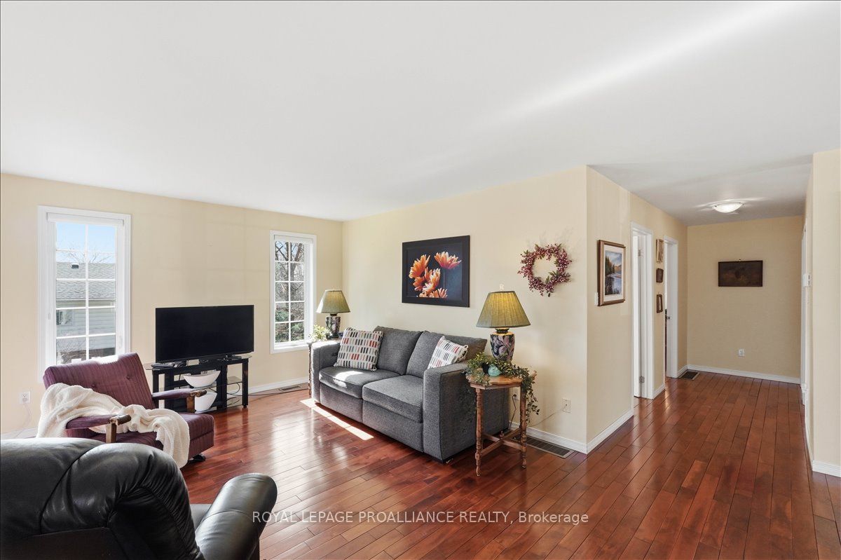 52 Horace Avenue Property Photo 4