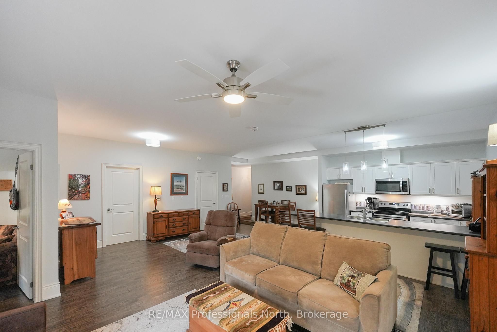 75 Wallings Road 201 Property Photo 9