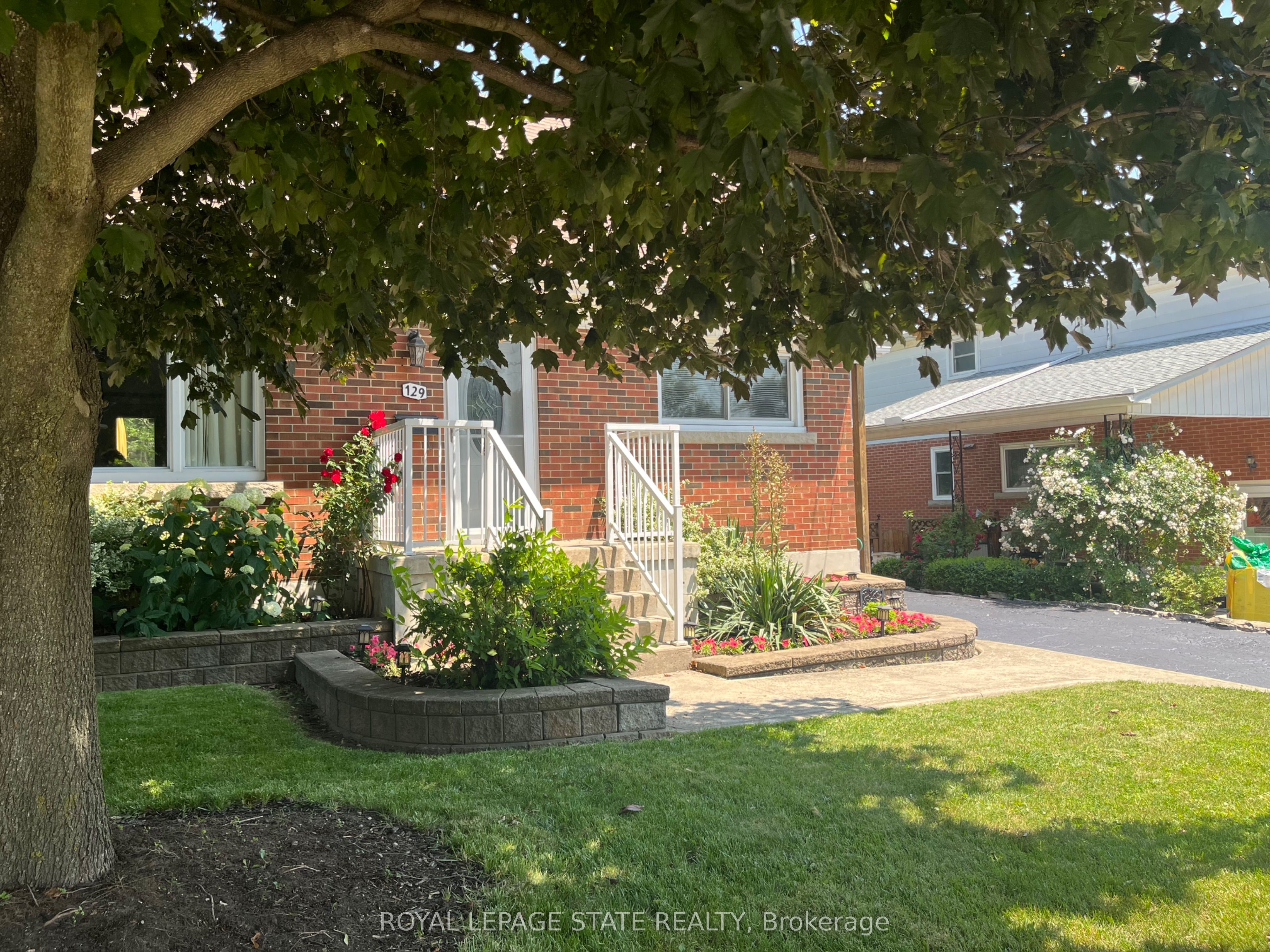 129 Broker Drive Property Photo 4