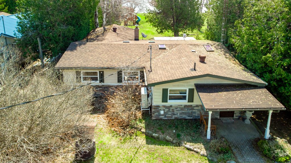 159 Mcguire Beach Road Property Photo 4