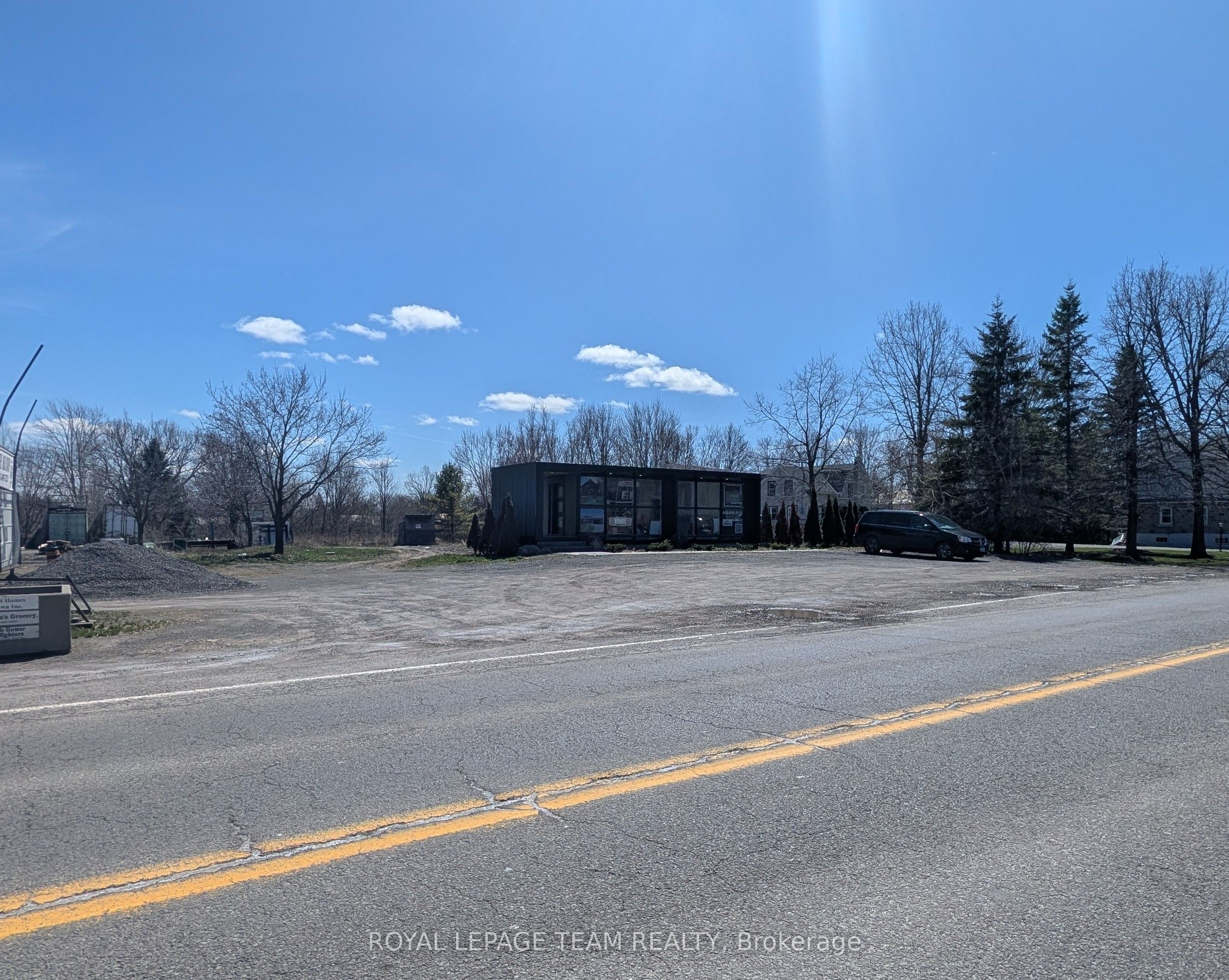 2300 Roger Stevens Drive Property Photo 1