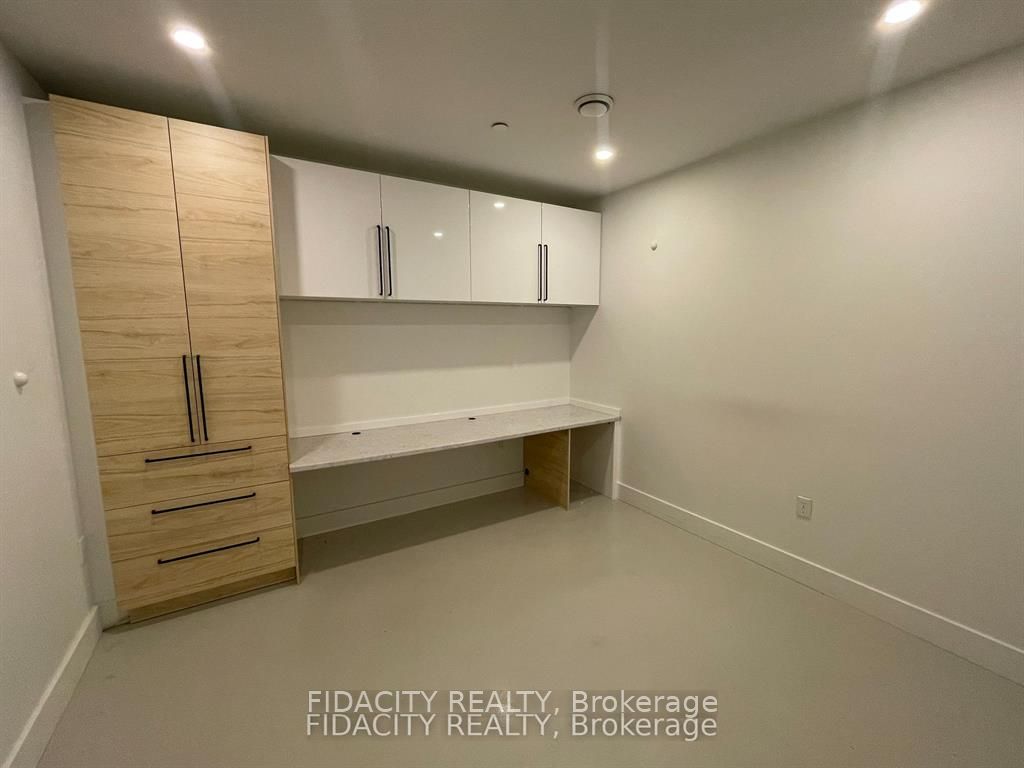 108 Richmond Road C Property Photo 6
