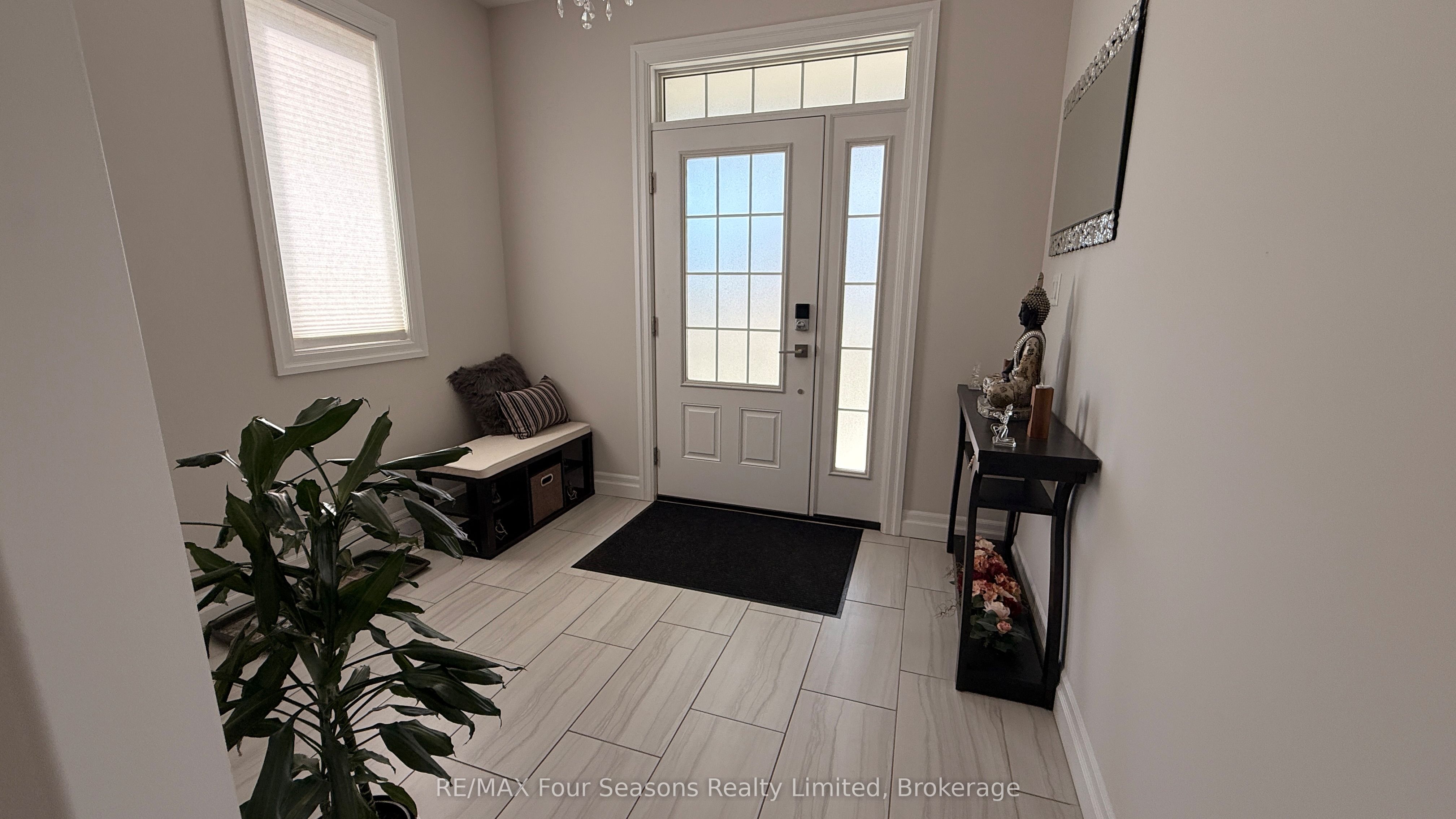 399 Devonshire Road Property Photo 11