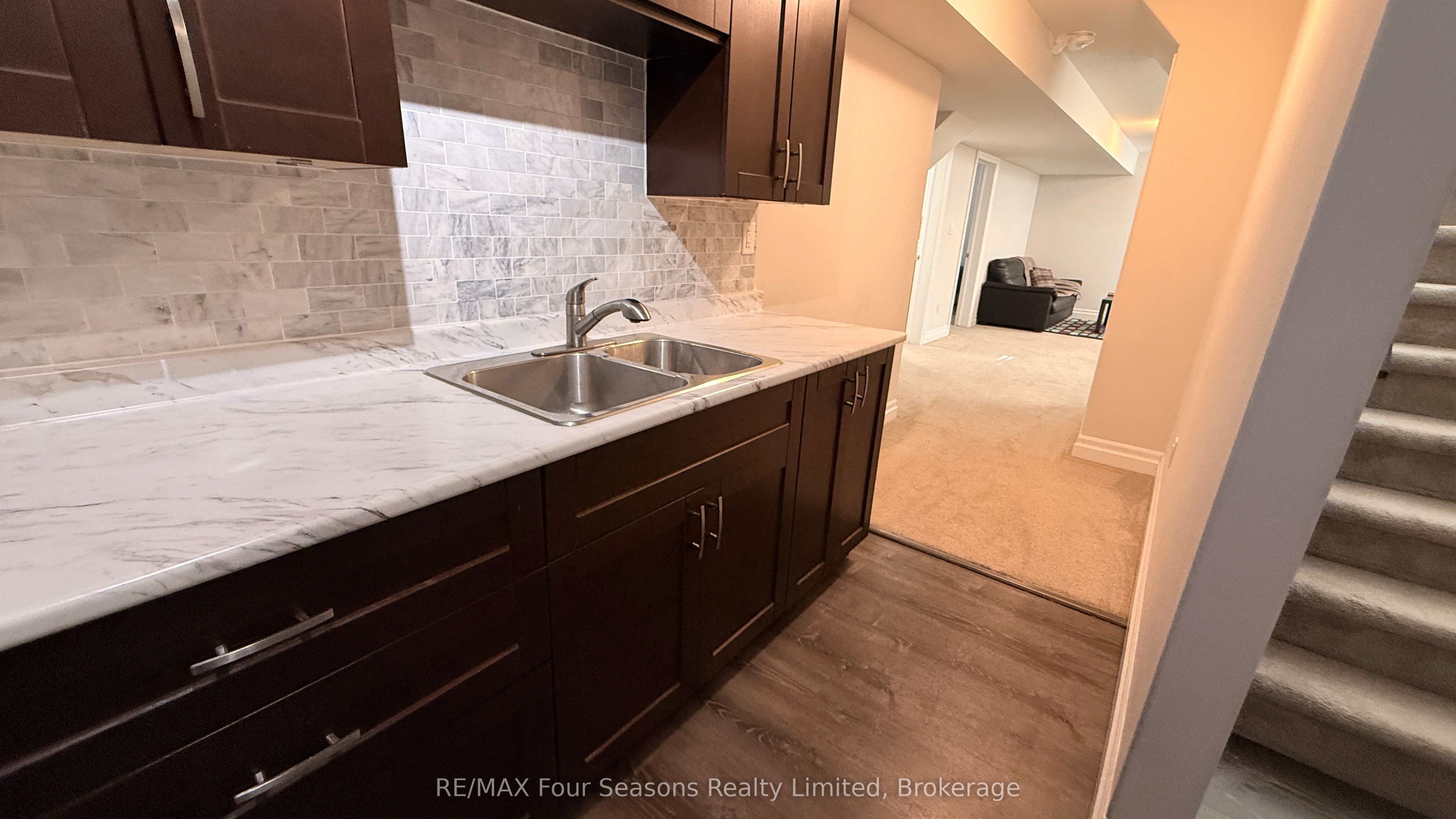 399 Devonshire Road Property Photo 25