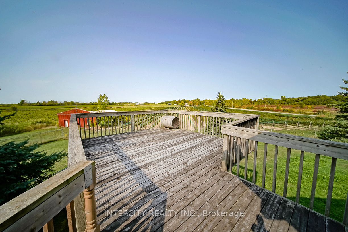 450 Queenston Road Property Photo 13