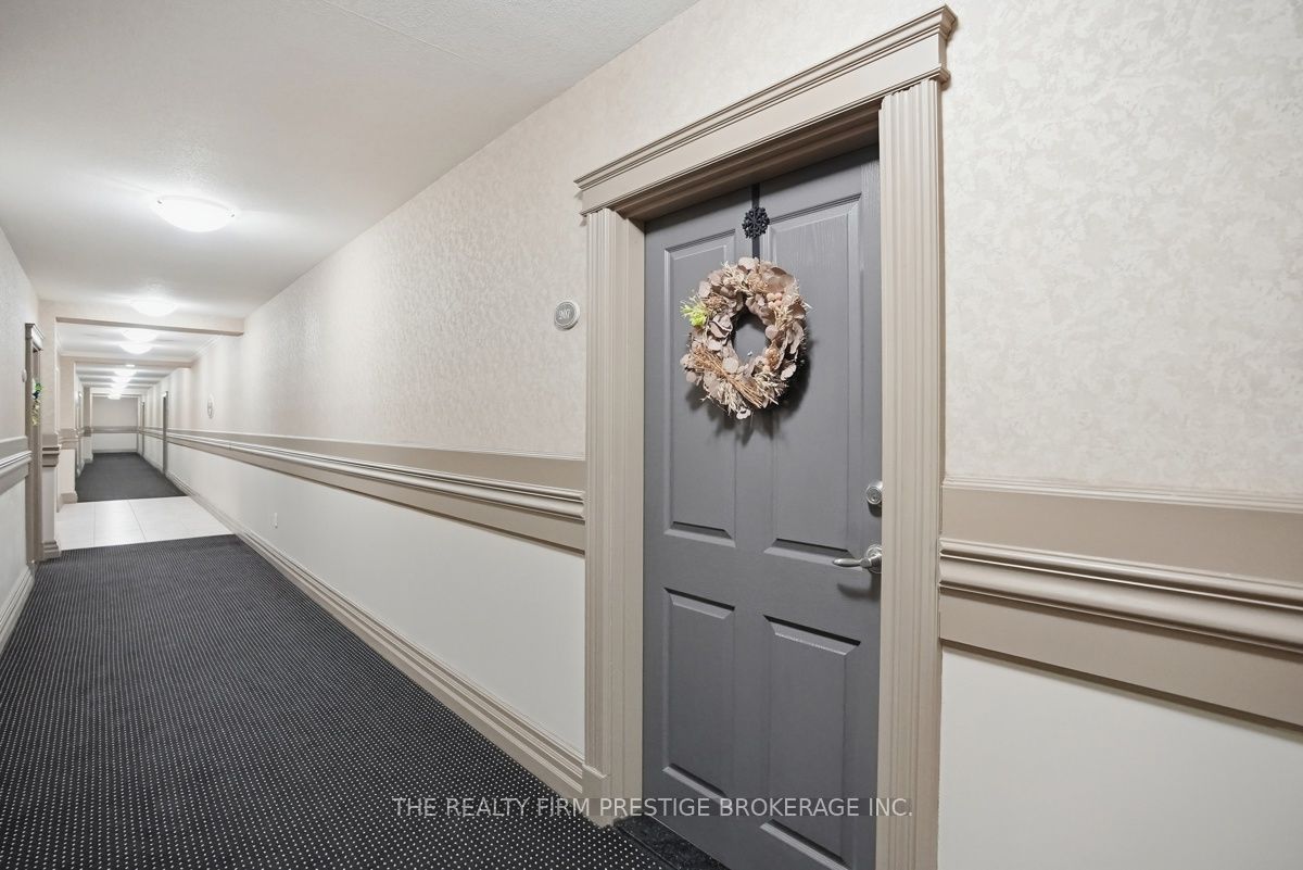 1030 Coronation Drive 207 Property Photo 7