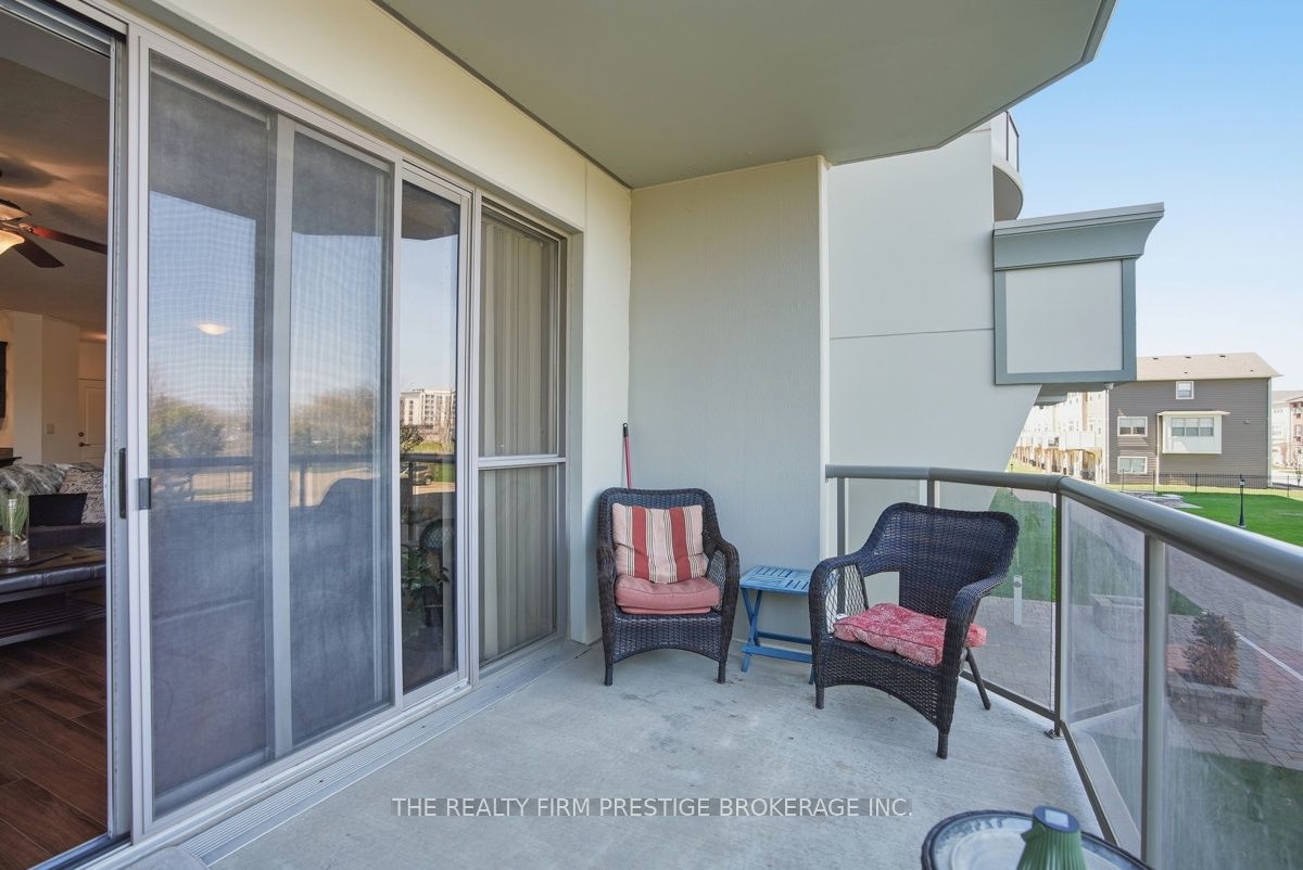 1030 Coronation Drive 207 Property Photo 13