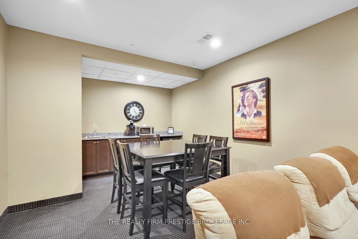 1030 Coronation Drive 207 Property Photo 35