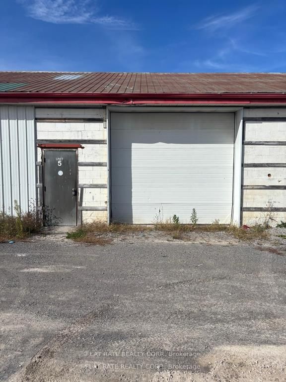 1057 Highway 7 Expressway 5 Property Photo 1