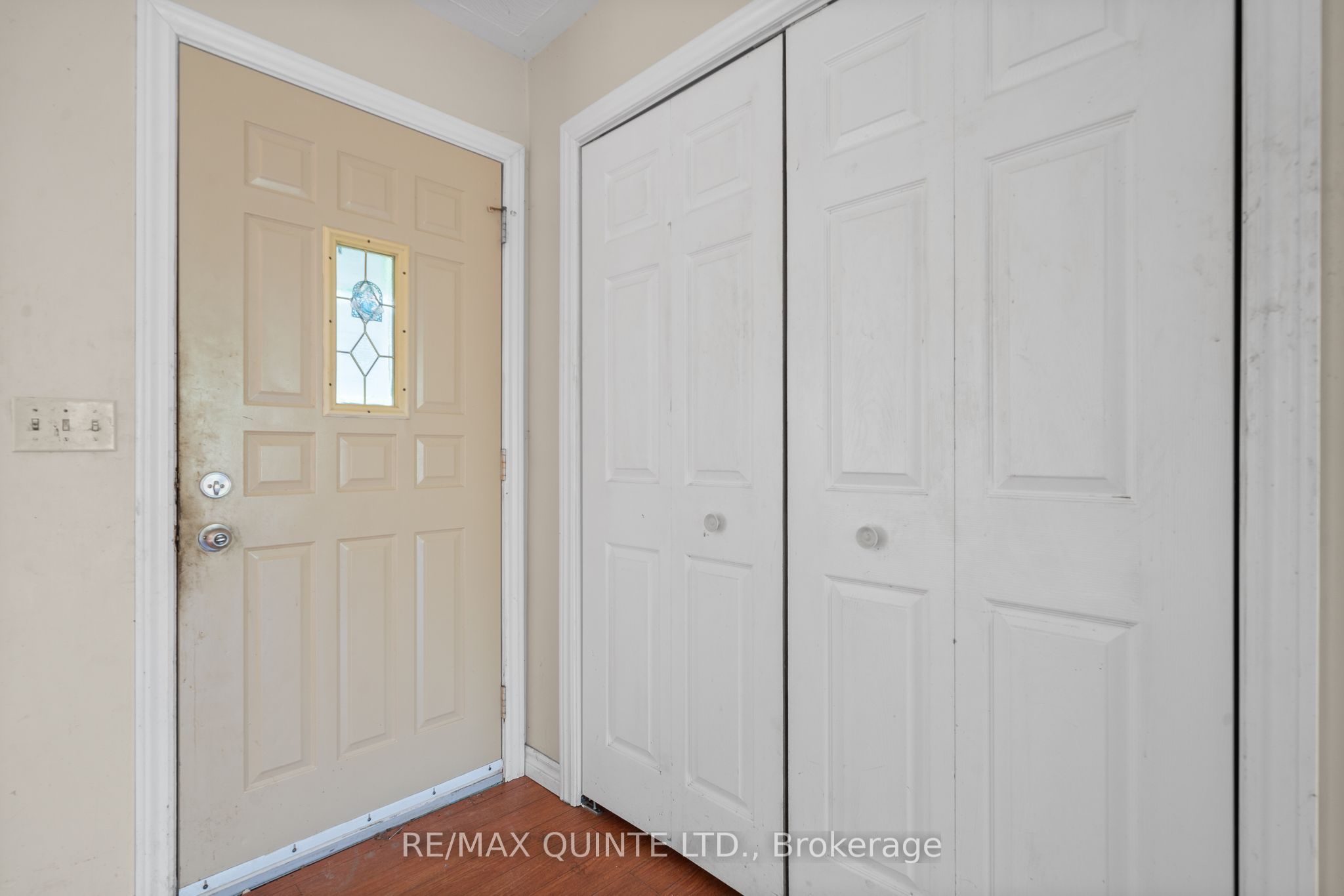 403 Whites Road Property Photo 4