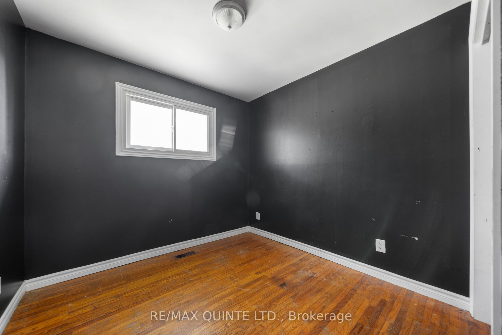 403 Whites Road Property Photo 23
