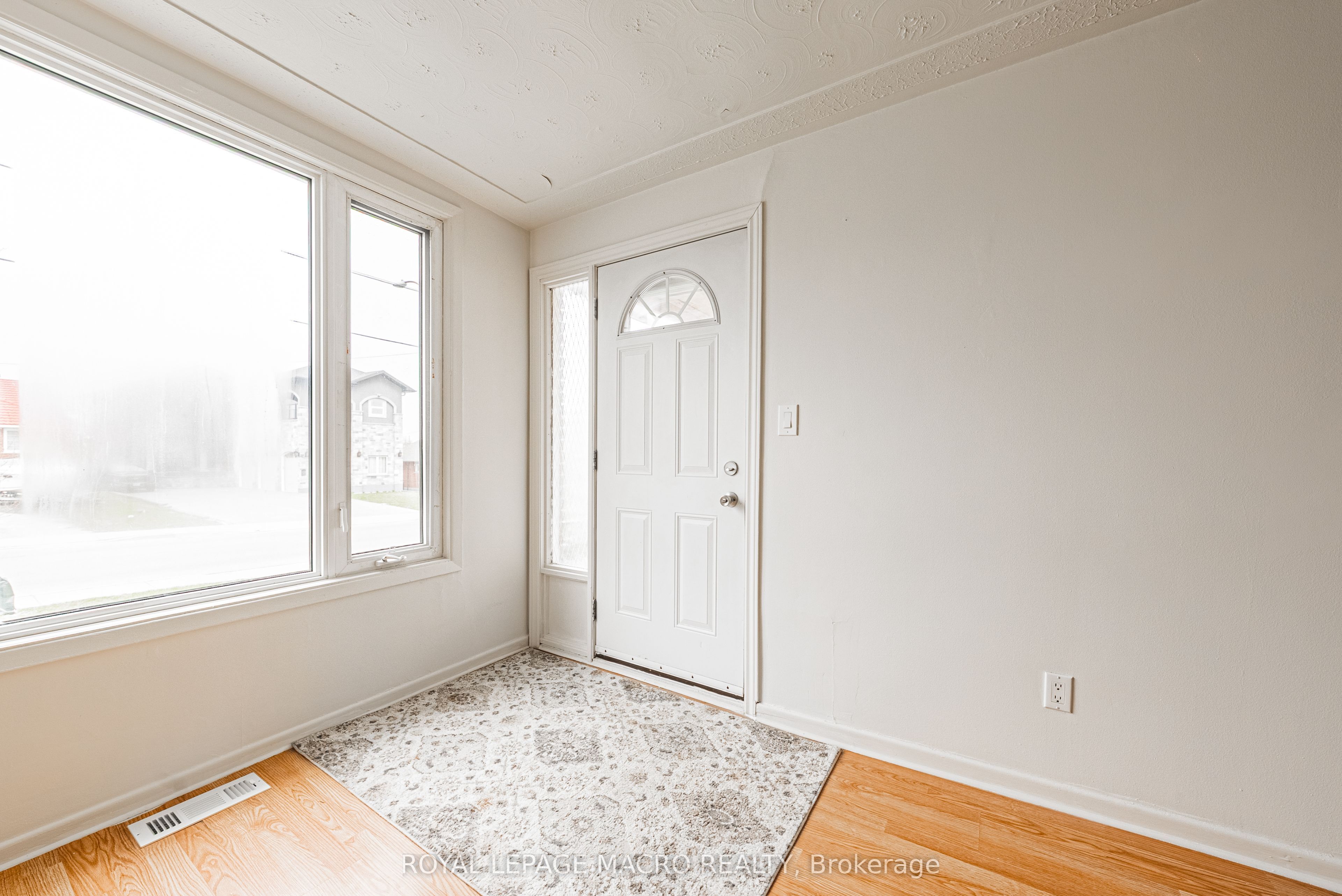 22 Worsley Road Property Photo 12