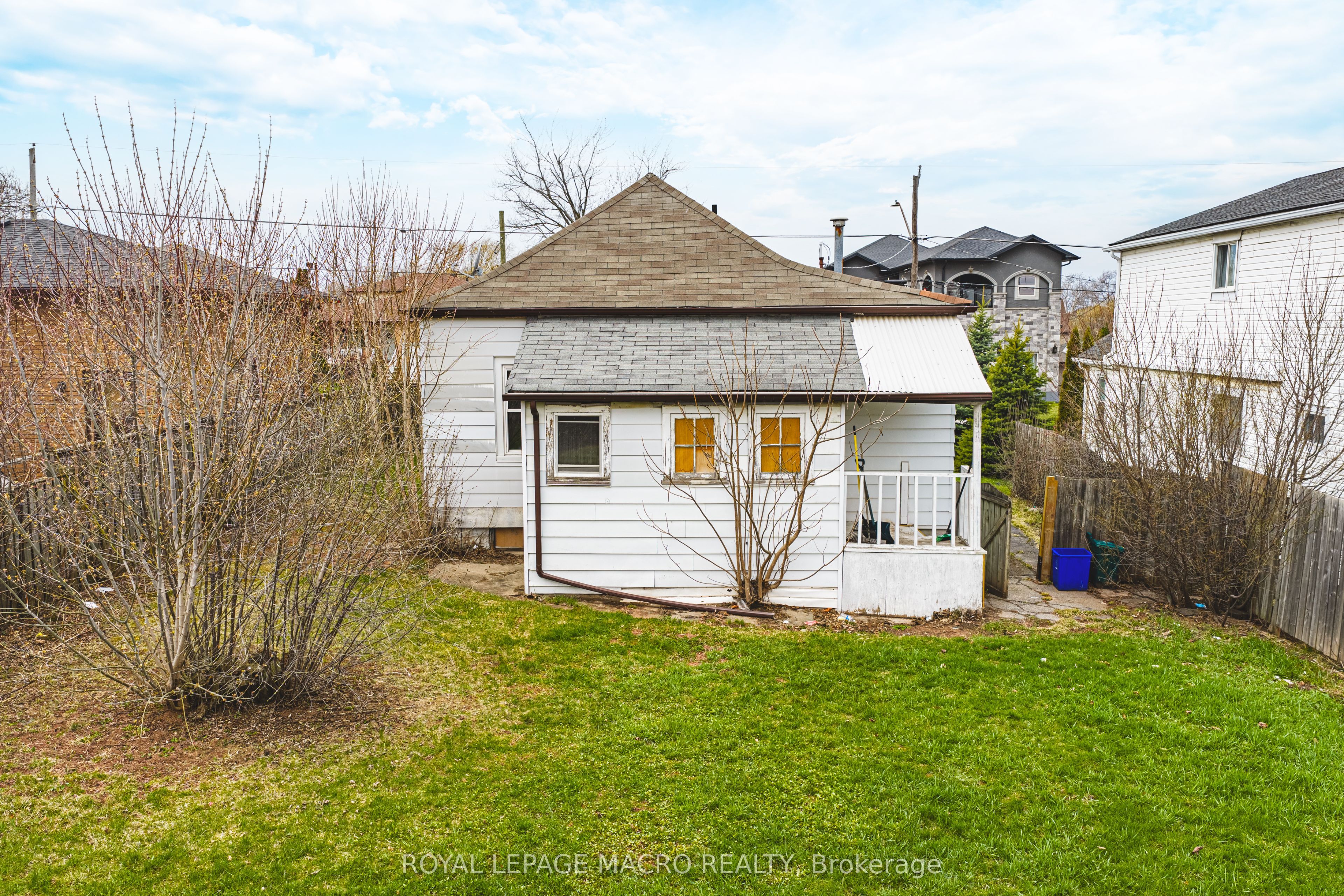 22 Worsley Road Property Photo 15