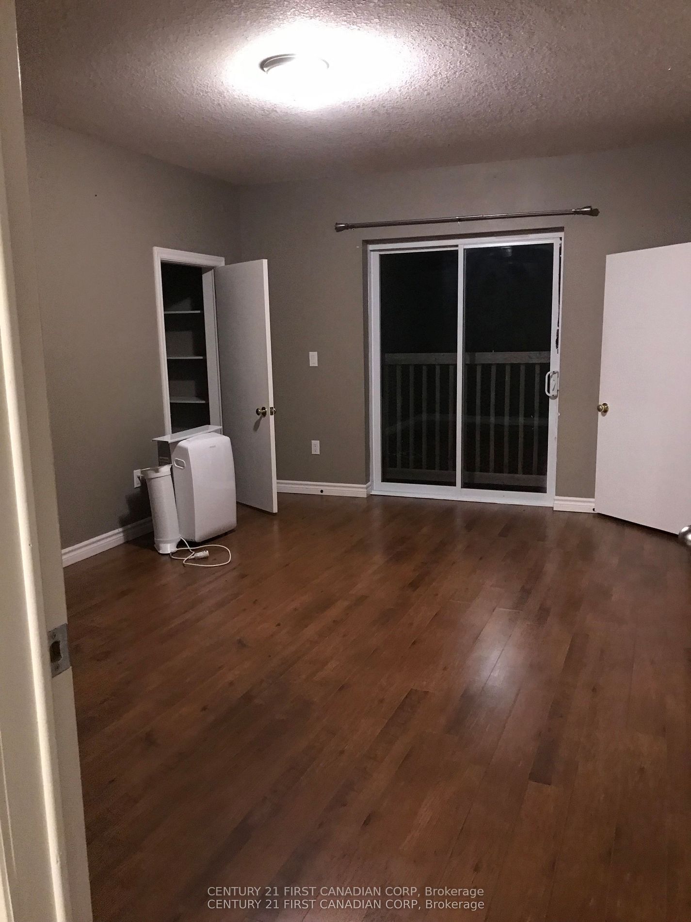 431 Albert Street Property Photo 16