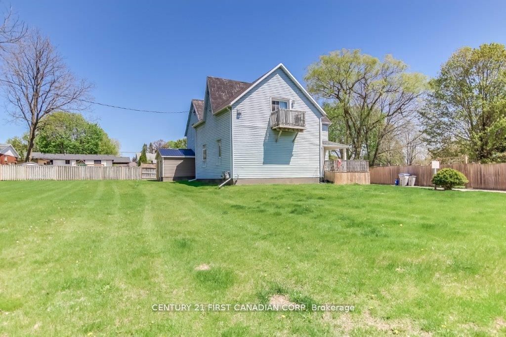 431 Albert Street Property Photo 18