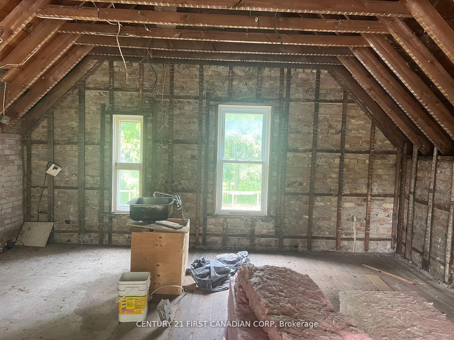 431 Albert Street Property Photo 21