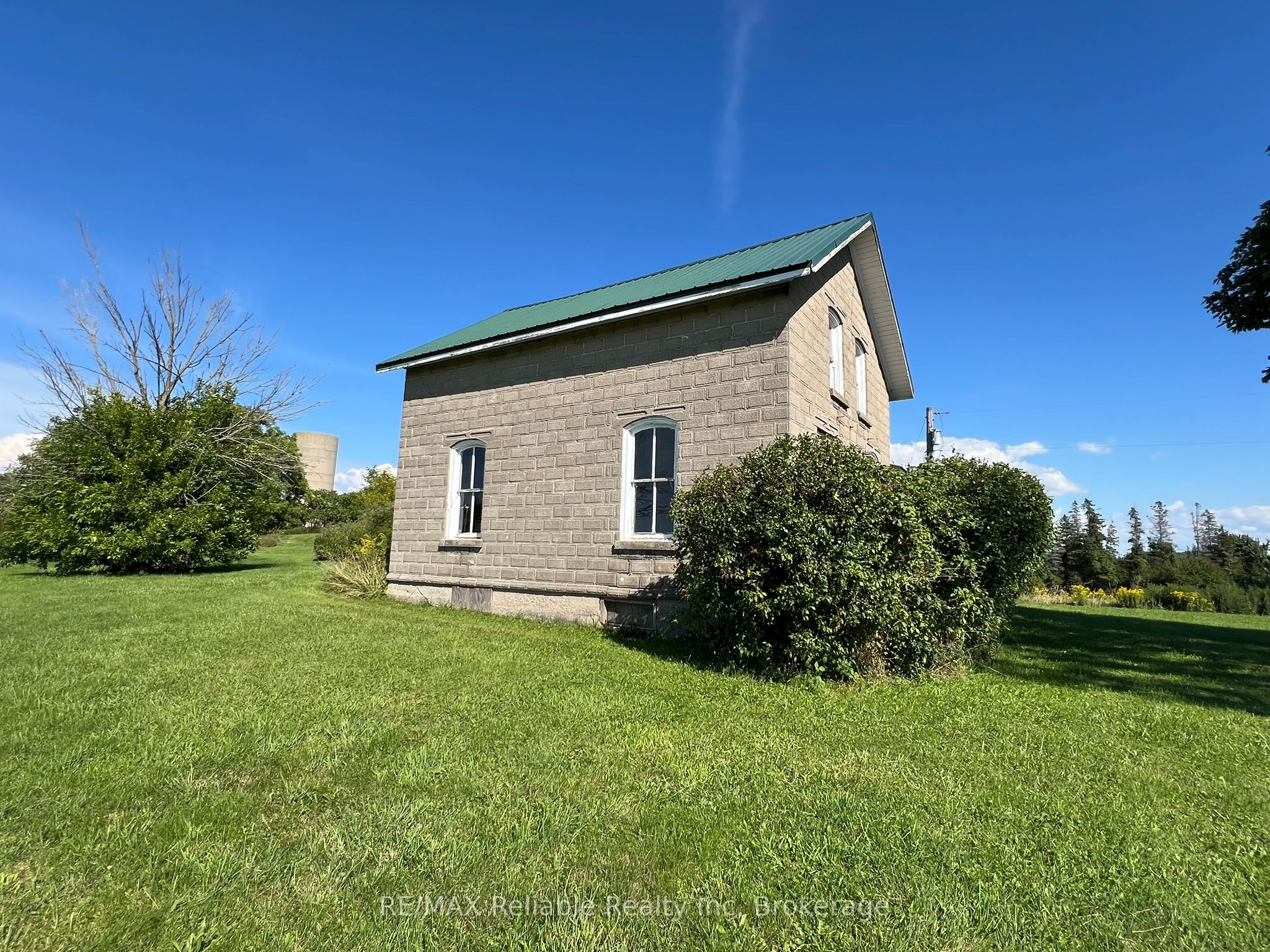 38012 Mill Road Property Photo 10