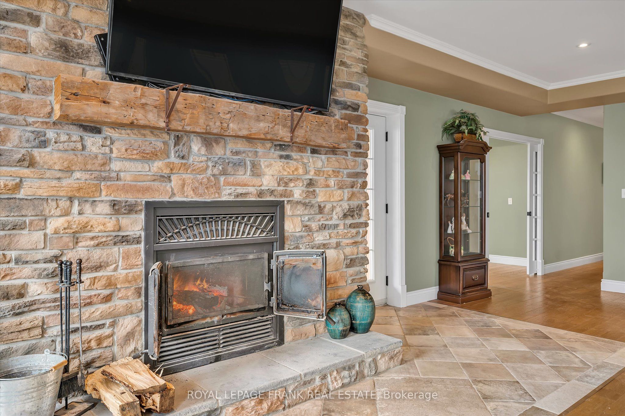 1060 Centre Line Property Photo 9