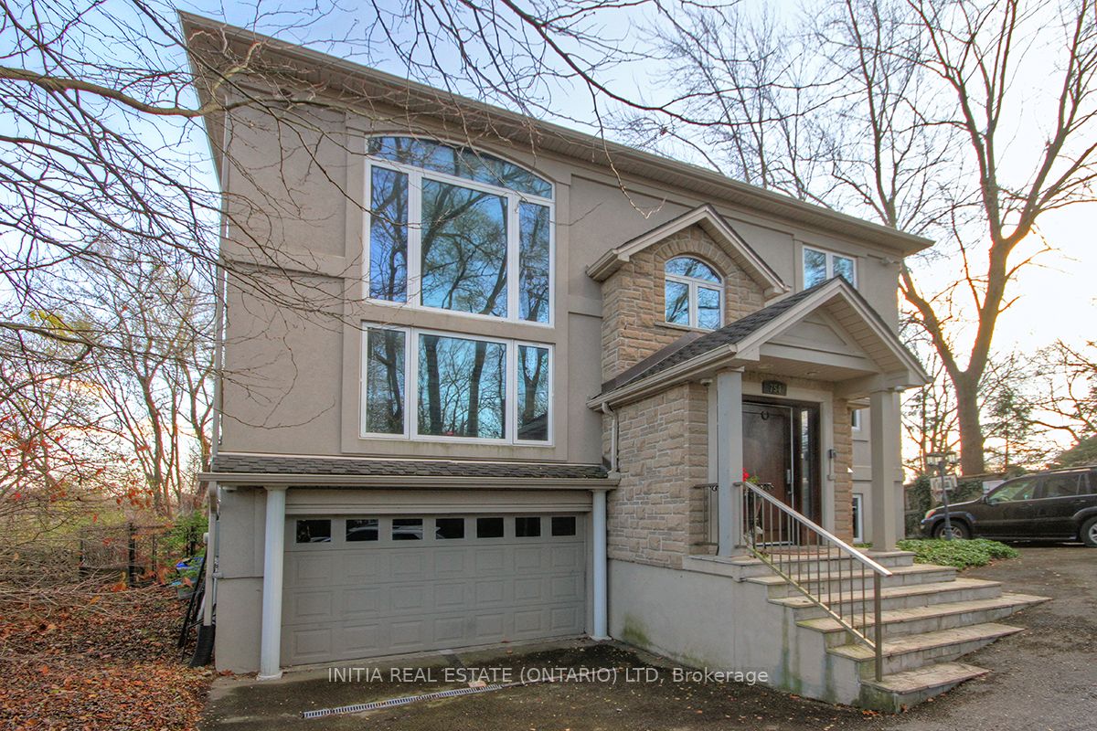 754 Riverside Drive Property Photo 1