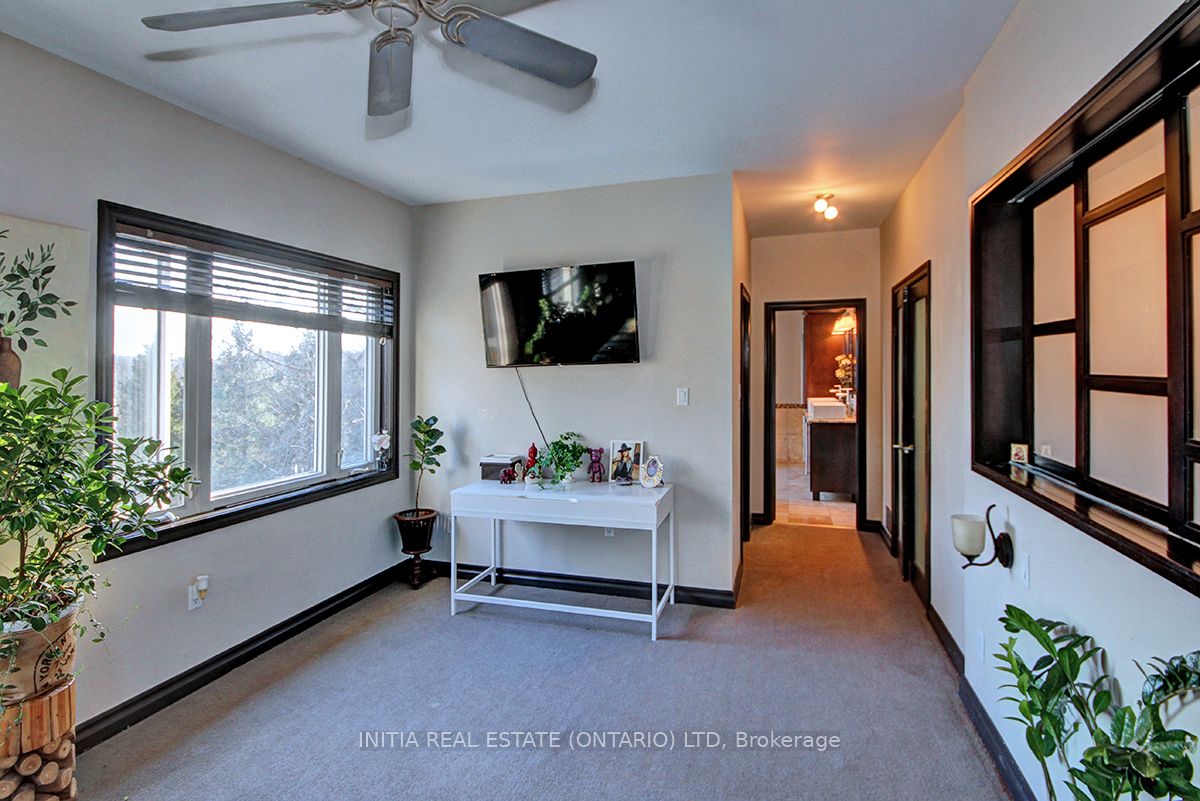 754 Riverside Drive Property Photo 17