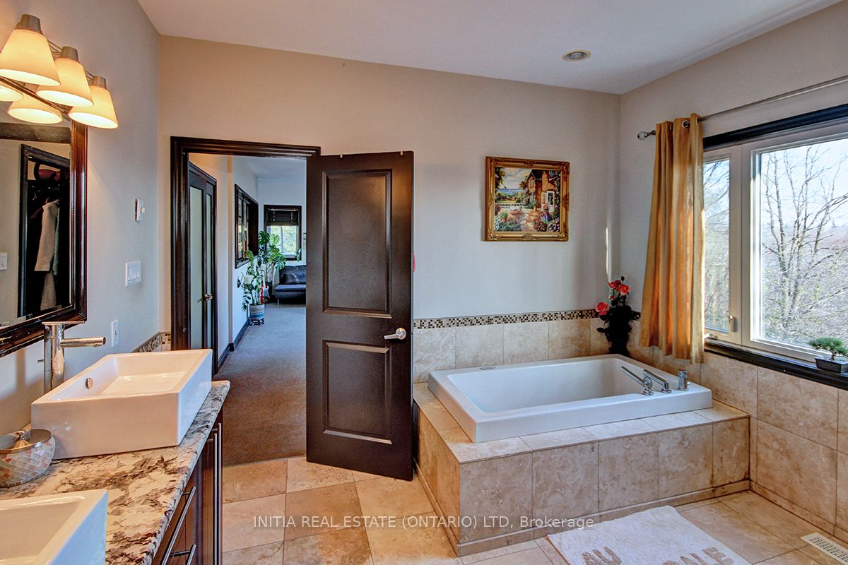 754 Riverside Drive Property Photo 20