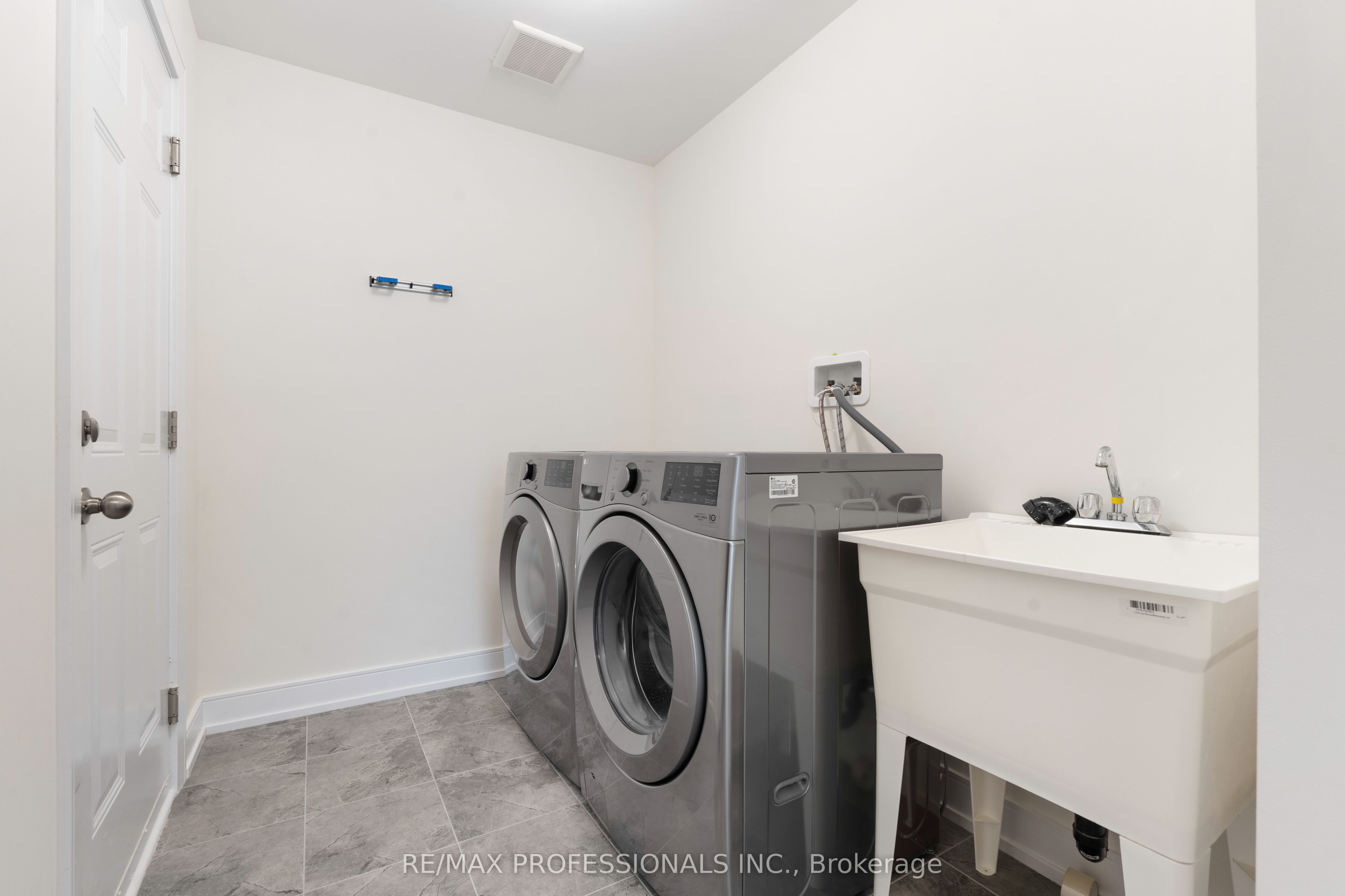 11 Blue Heron Drive Property Photo 38