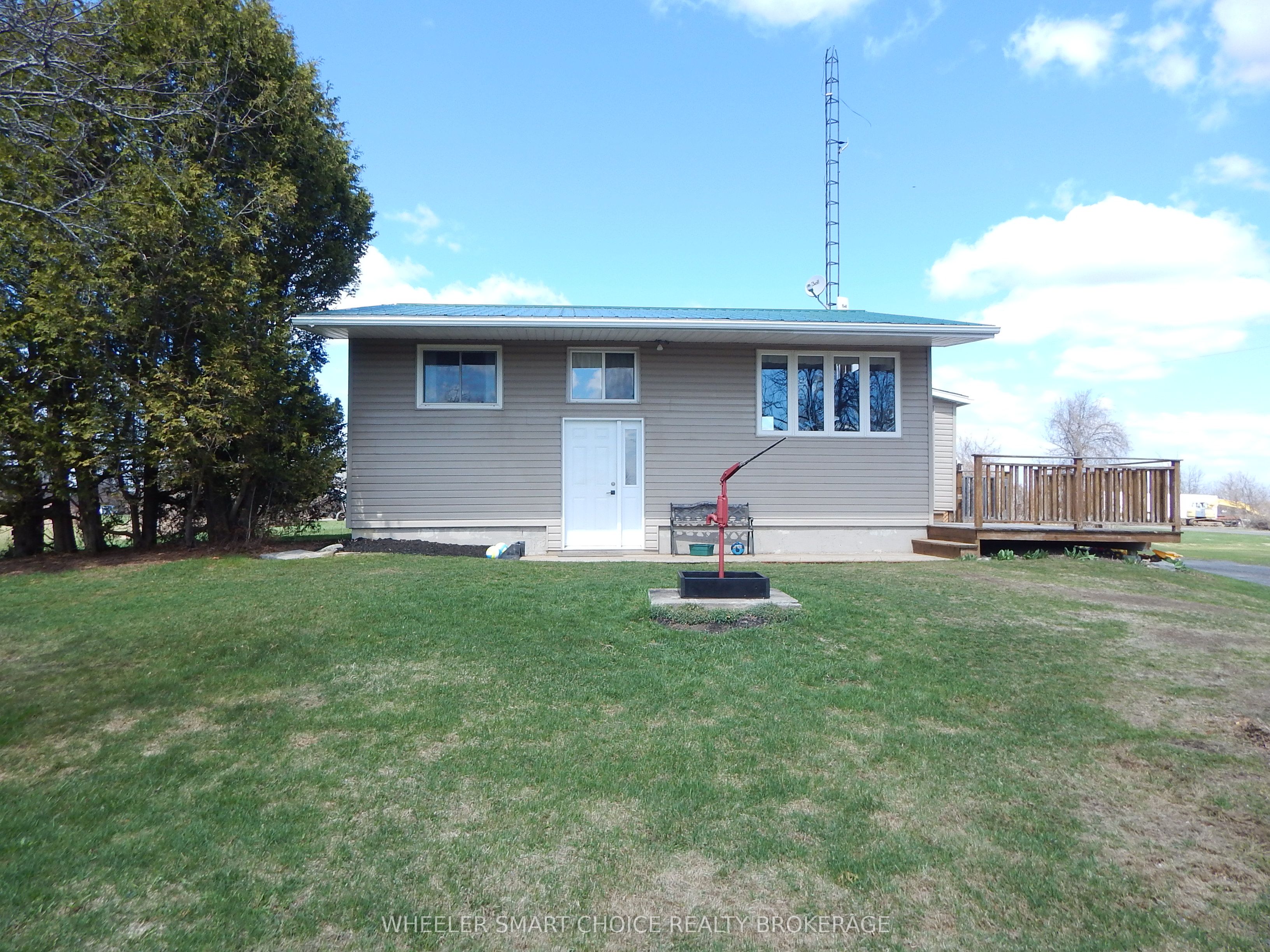 16935 Duff's Corners Road Property Photo 1