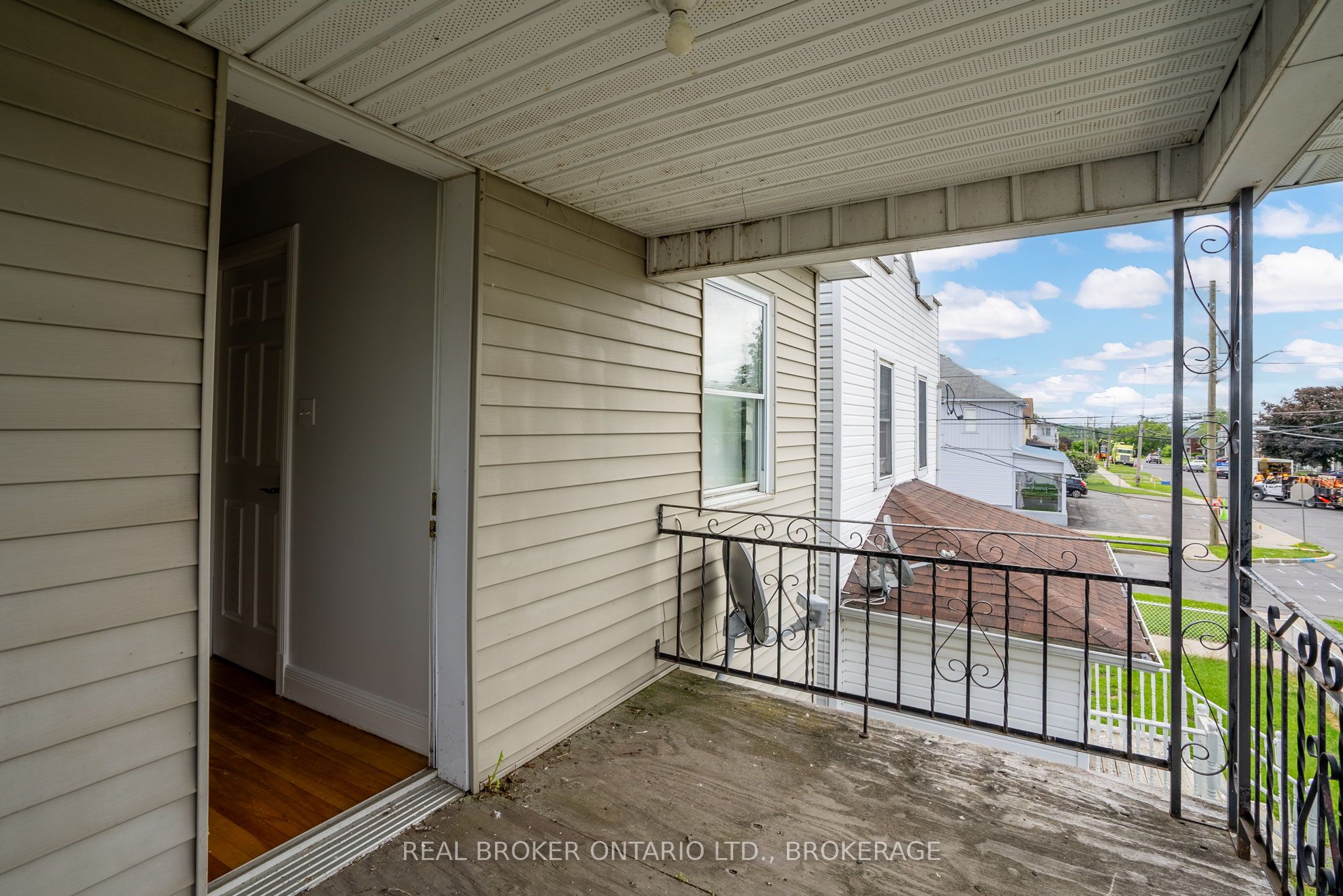 303 Guy Street Property Photo 13
