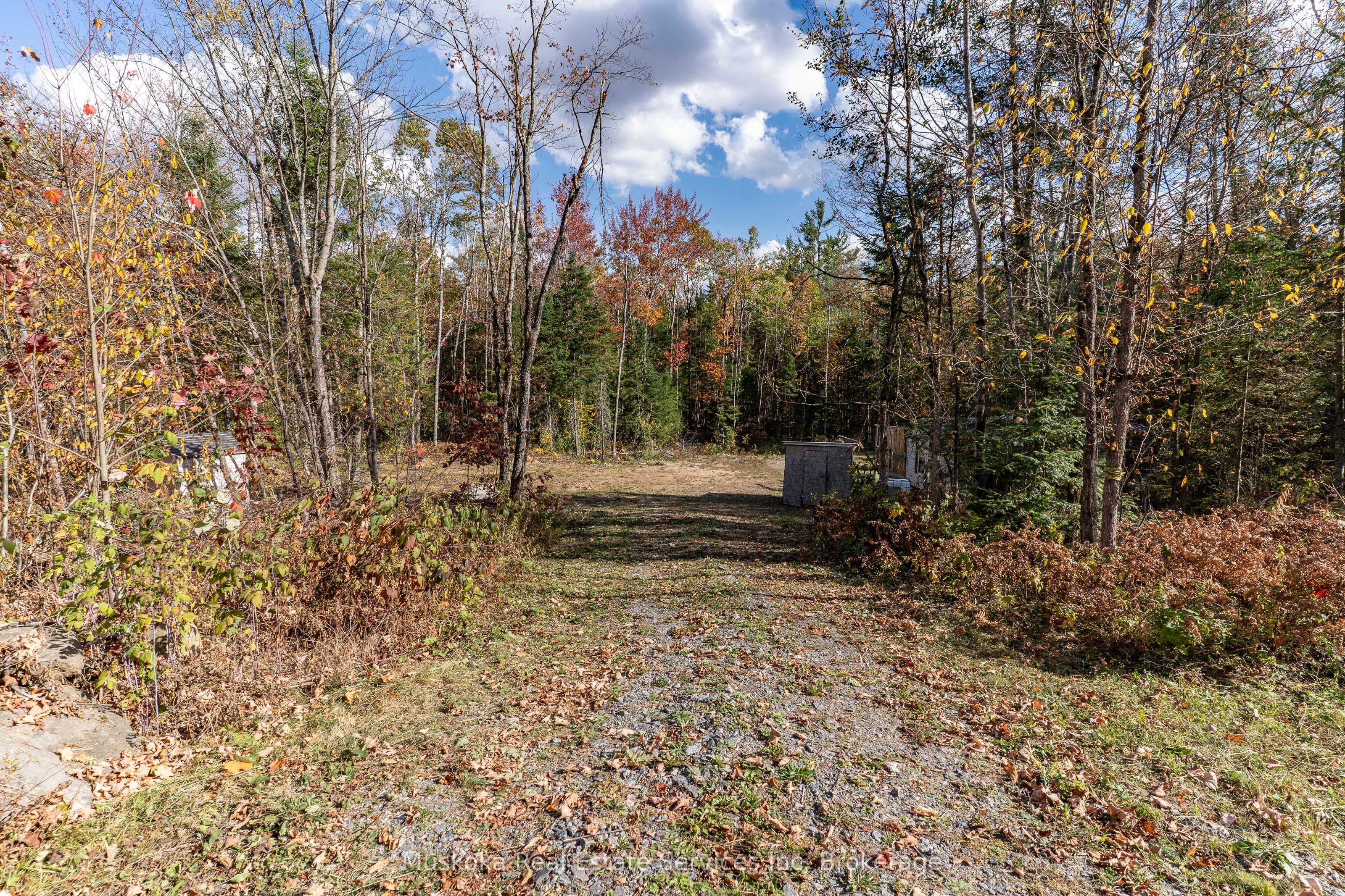 1088 Merkley Road Property Photo 4