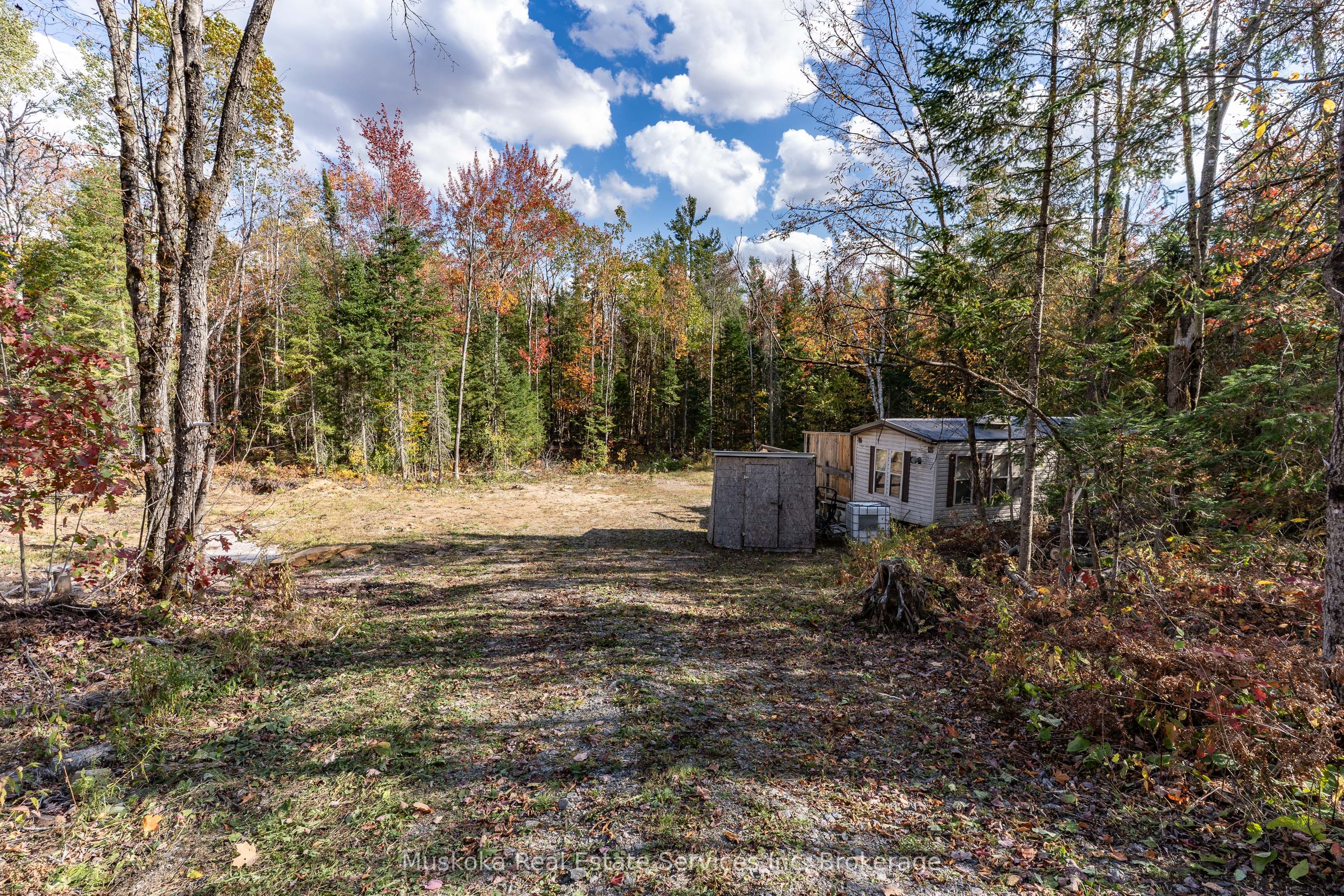 1088 Merkley Road Property Photo 6
