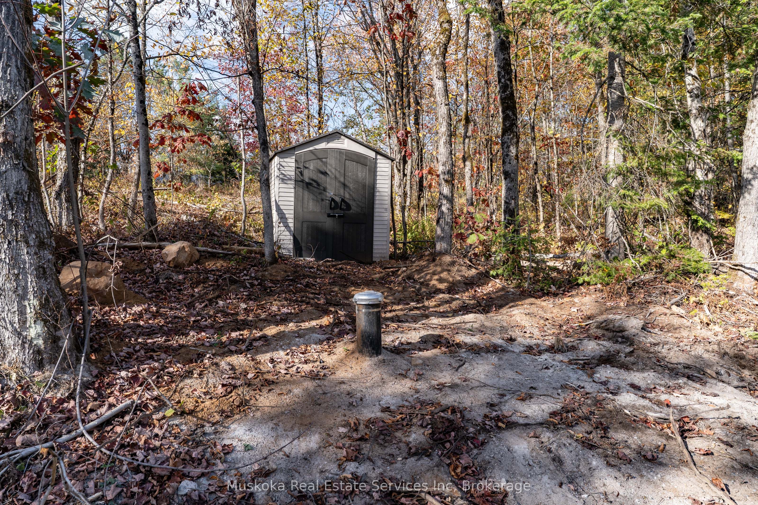 1088 Merkley Road Property Photo 11