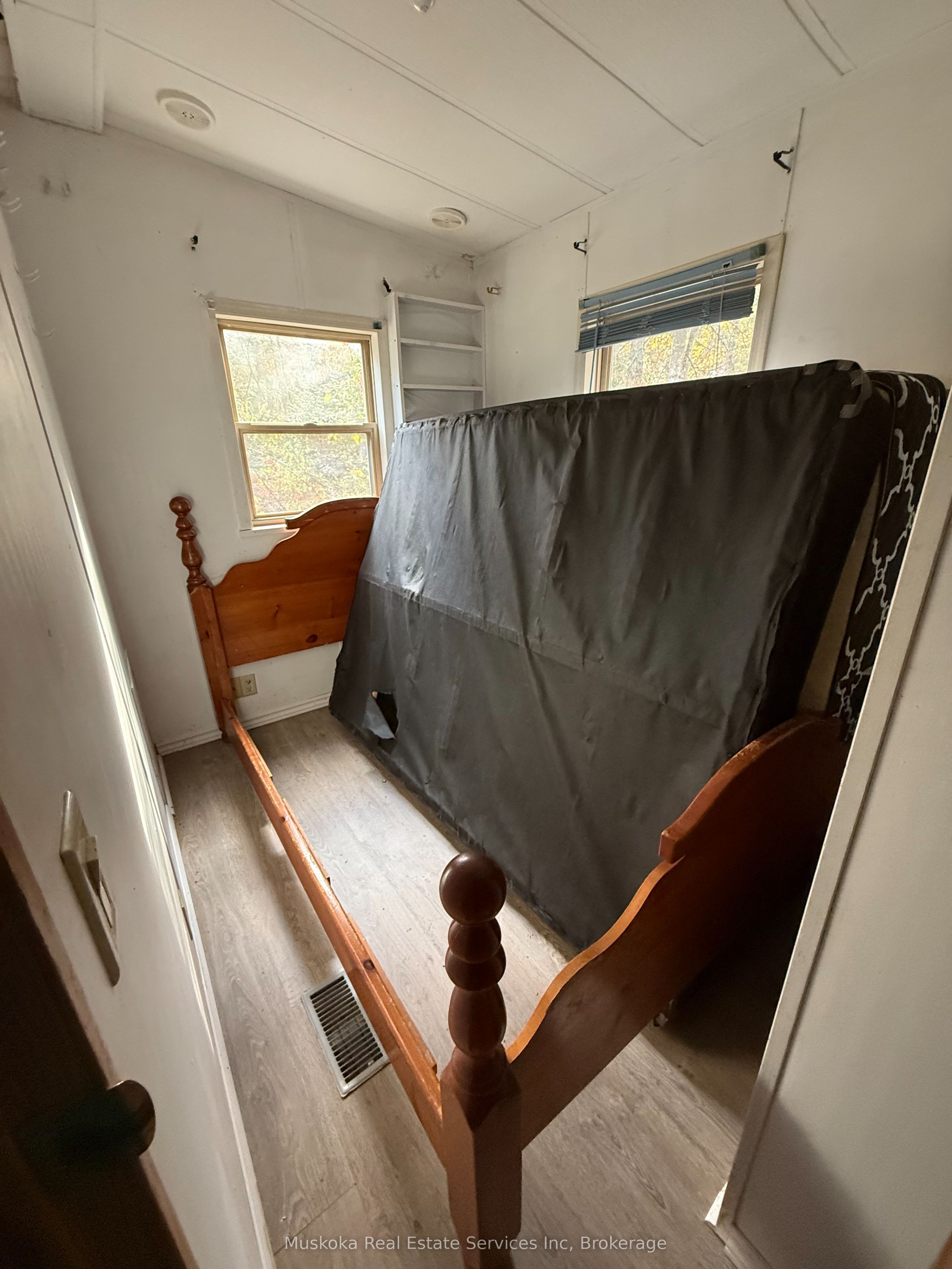 1088 Merkley Road Property Photo 32