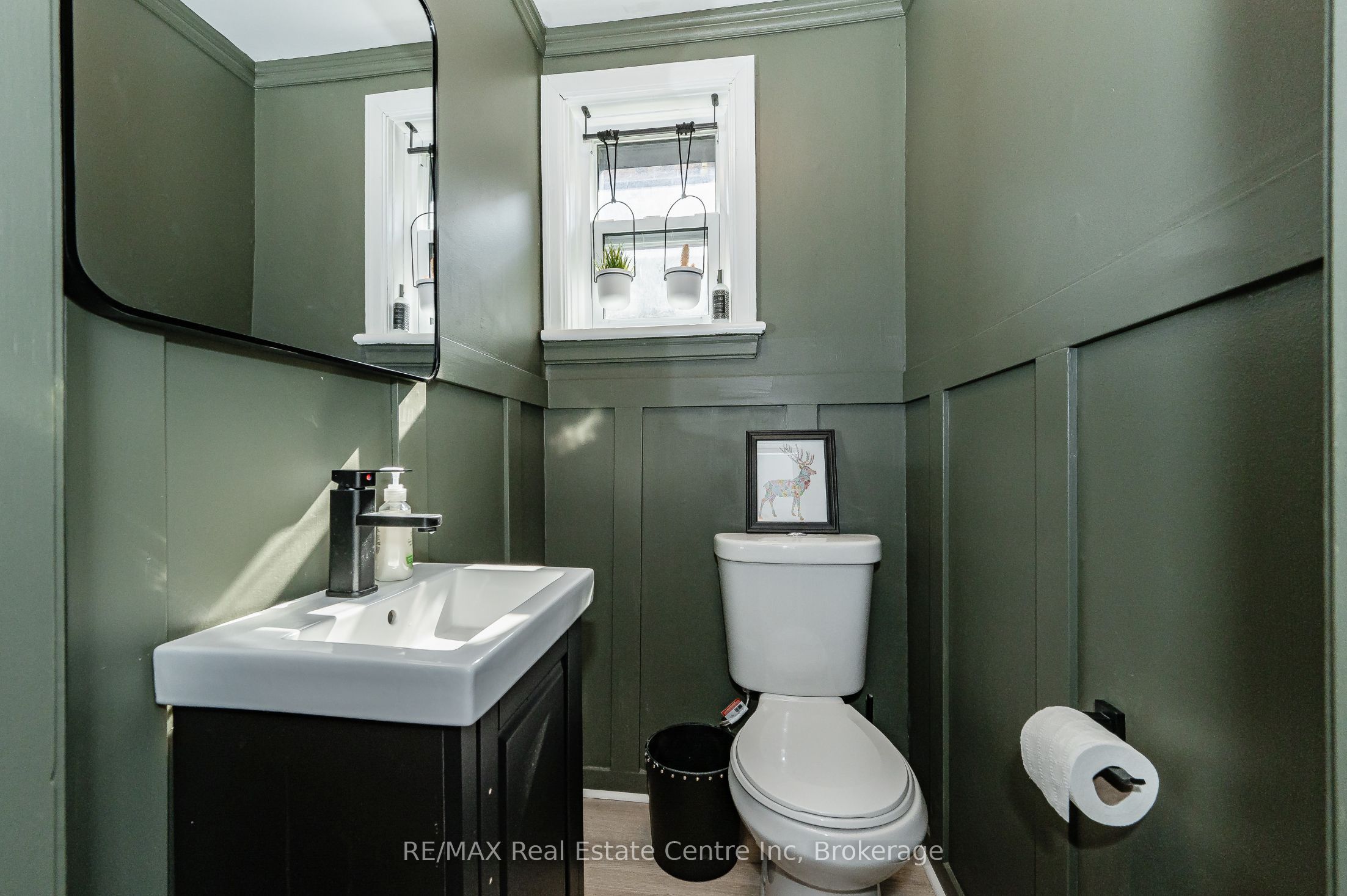 150 Main Street Property Photo 9