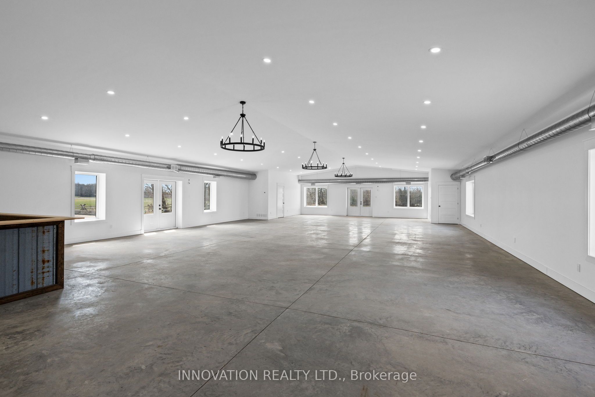 800 Ford Road Property Photo 9