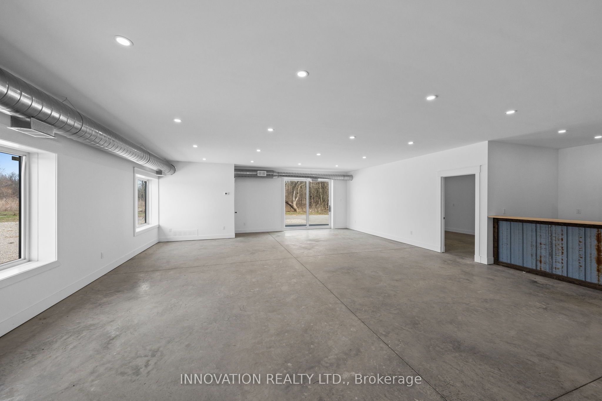 800 Ford Road Property Photo 15