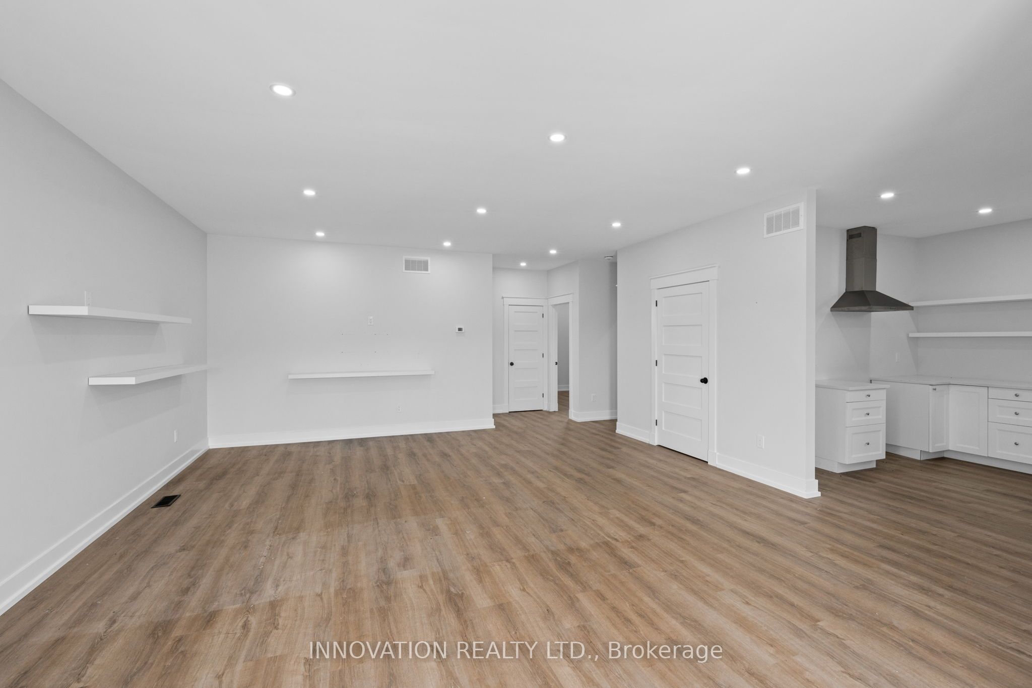 800 Ford Road Property Photo 23