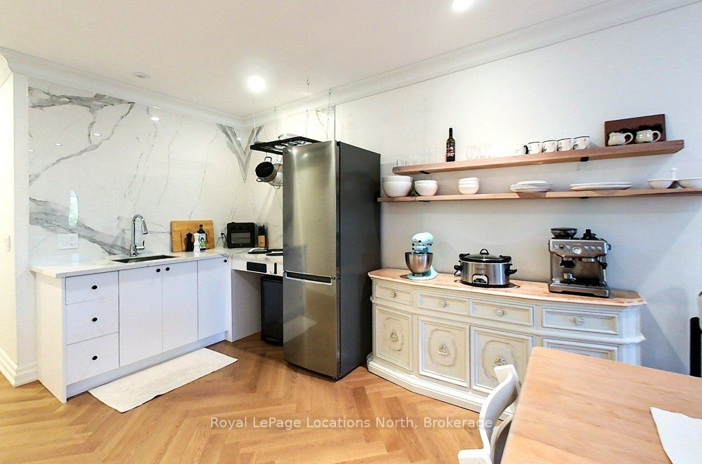 8 Sykes Street N Property Photo 7